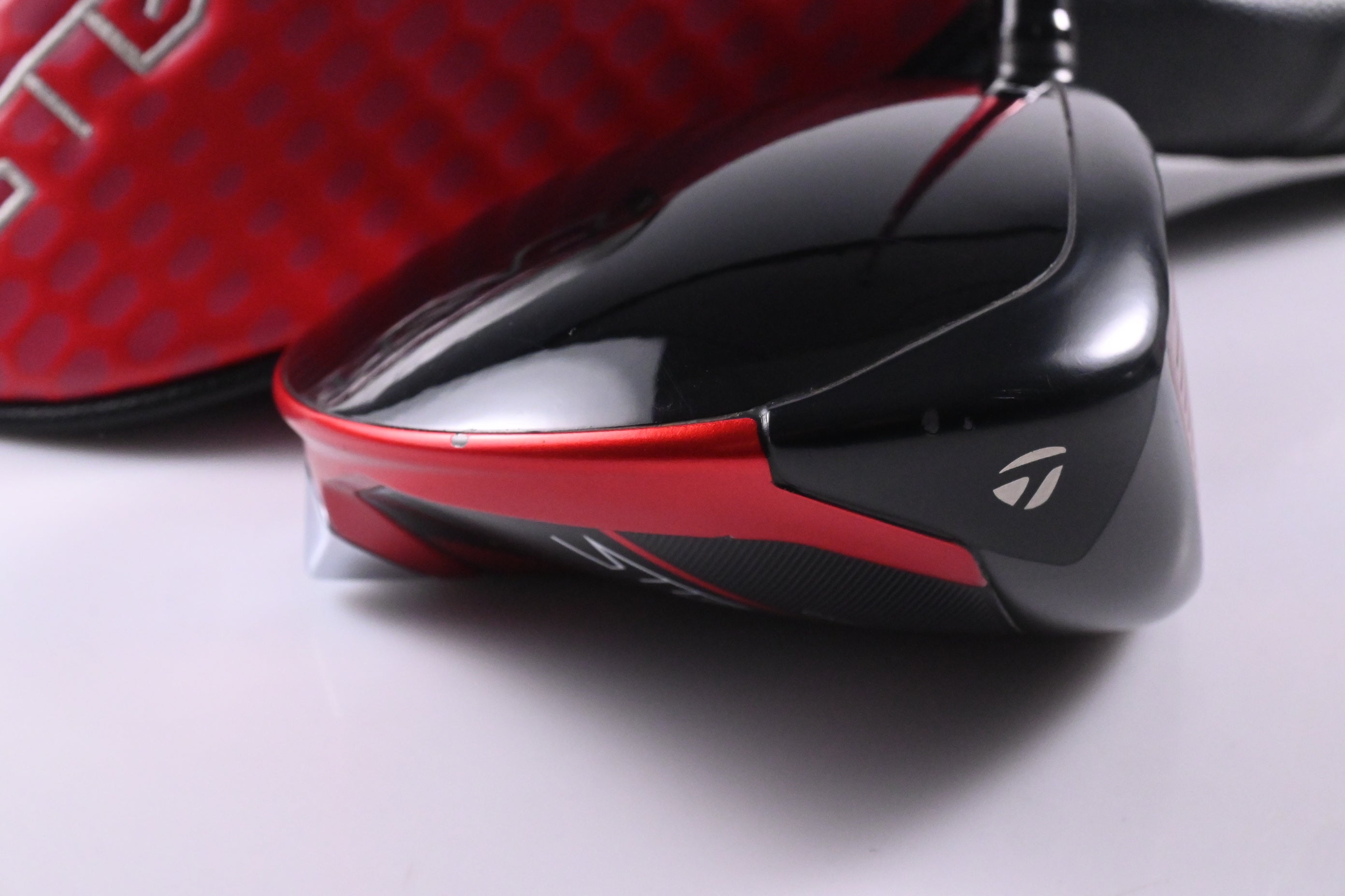 Taylormade Stealth 2 HD Driver / 9 Degree / Regular Flex Speeder NX Red 50 Shaft