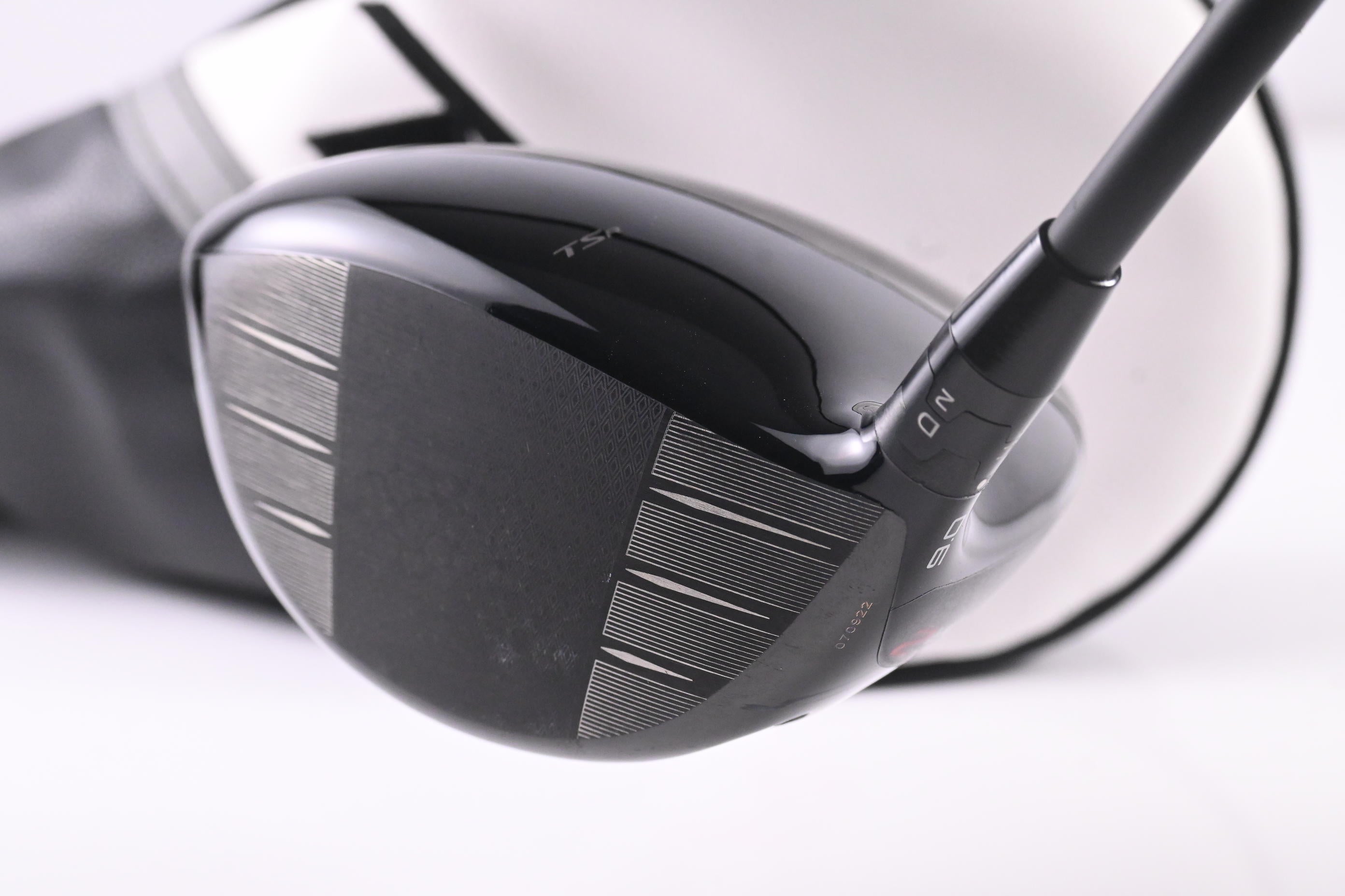 Titleist TSR2 Driver / 9 Degree / Senior Flex HZRDUS CB Red 50 Shaft
