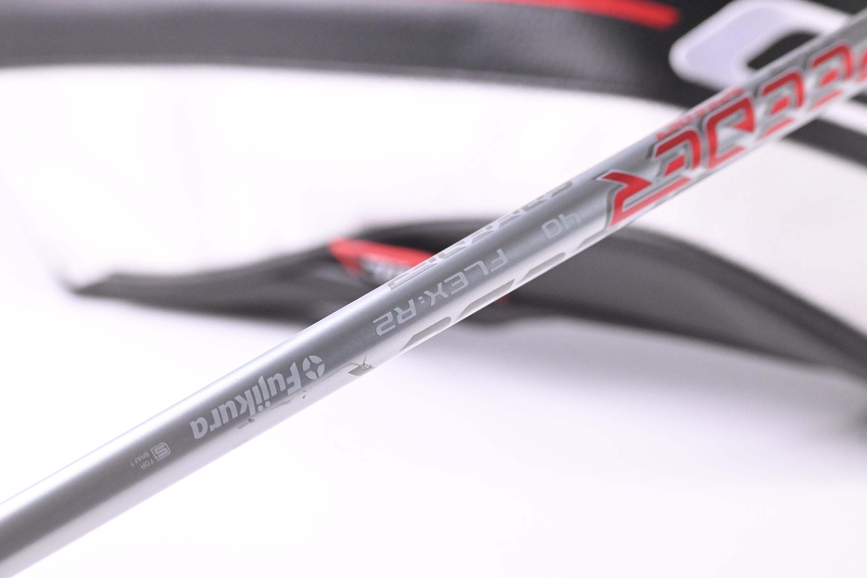 Titleist GT2 Driver / 9 Degree / Regular Flex Fujikura Air Speeder 40 Shaft