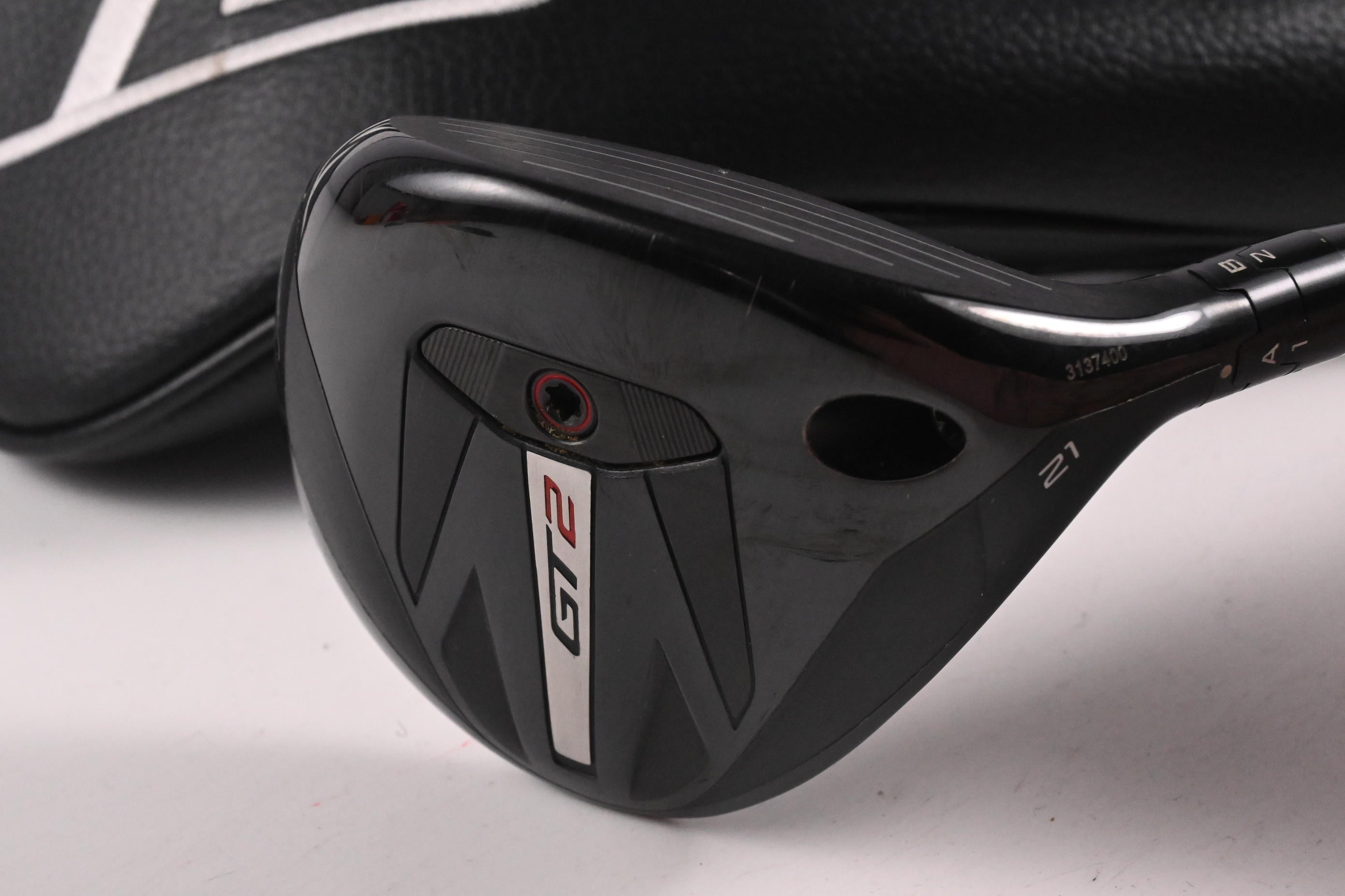 Titleist GT2 #7 Wood / 21 Degree / Regular Flex Denali Red 60 Shaft