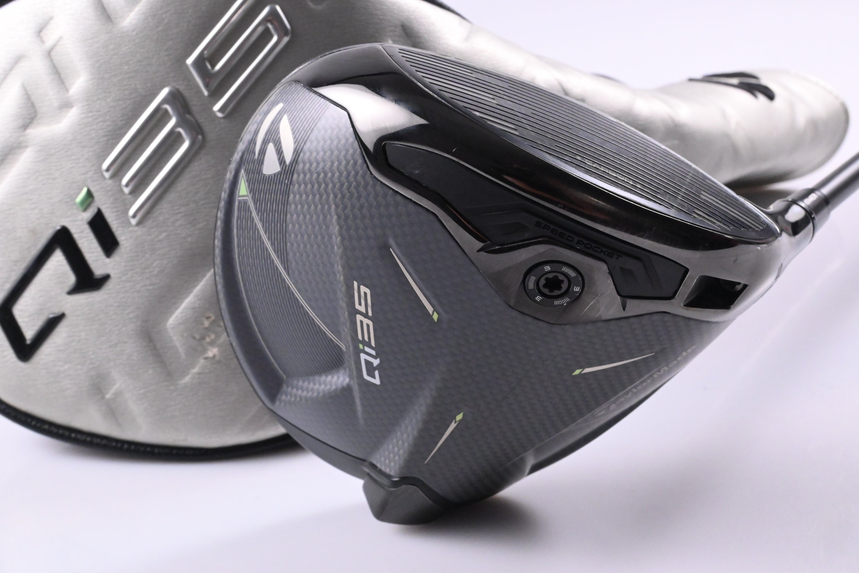 Taylormade Qi35 Driver / 10.5 Degree / Stiff Flex Ventus Blue 5 Shaft