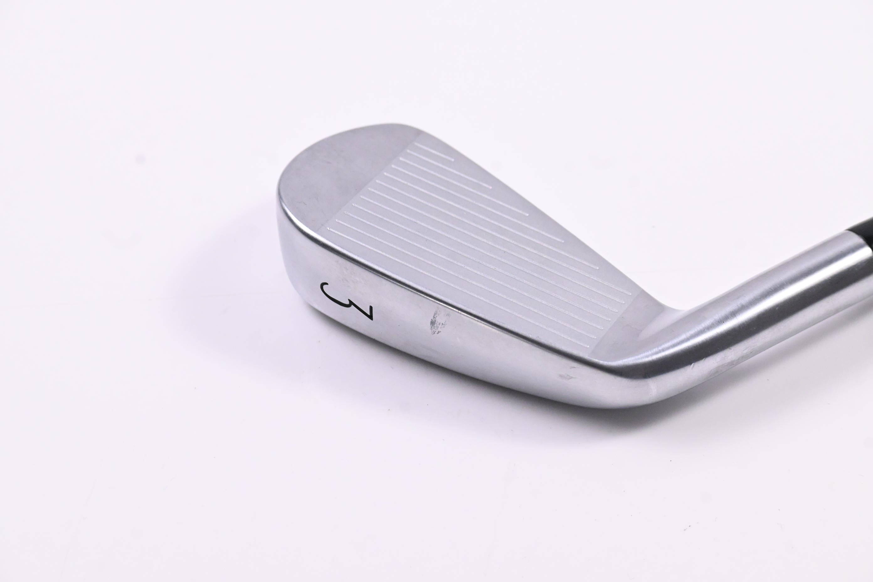 Titleist T250 2025 #3 Iron / 20 Degree / X-Flex Graphite Design Tour AD DI-105