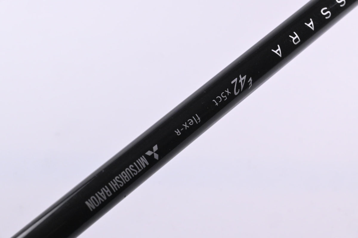 Tour Edge HL3 #3 Wood / 15.5 Degree / Regular Flex Bassara 42 Shaft