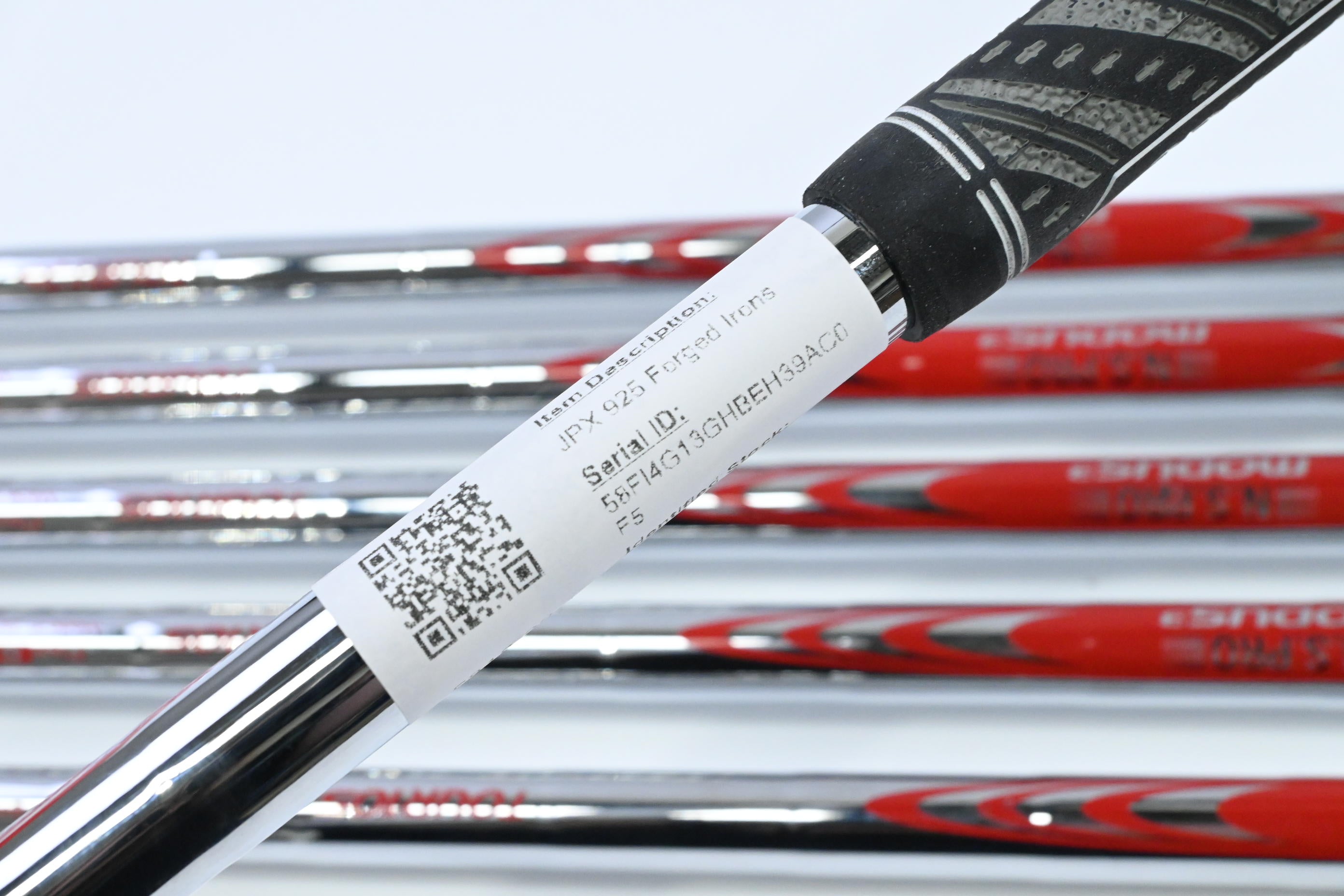 Mizuno JPX 925 Forged Irons / 5-PW / Stiff Flex NS Pro Modus3 Tour 105 Shafts