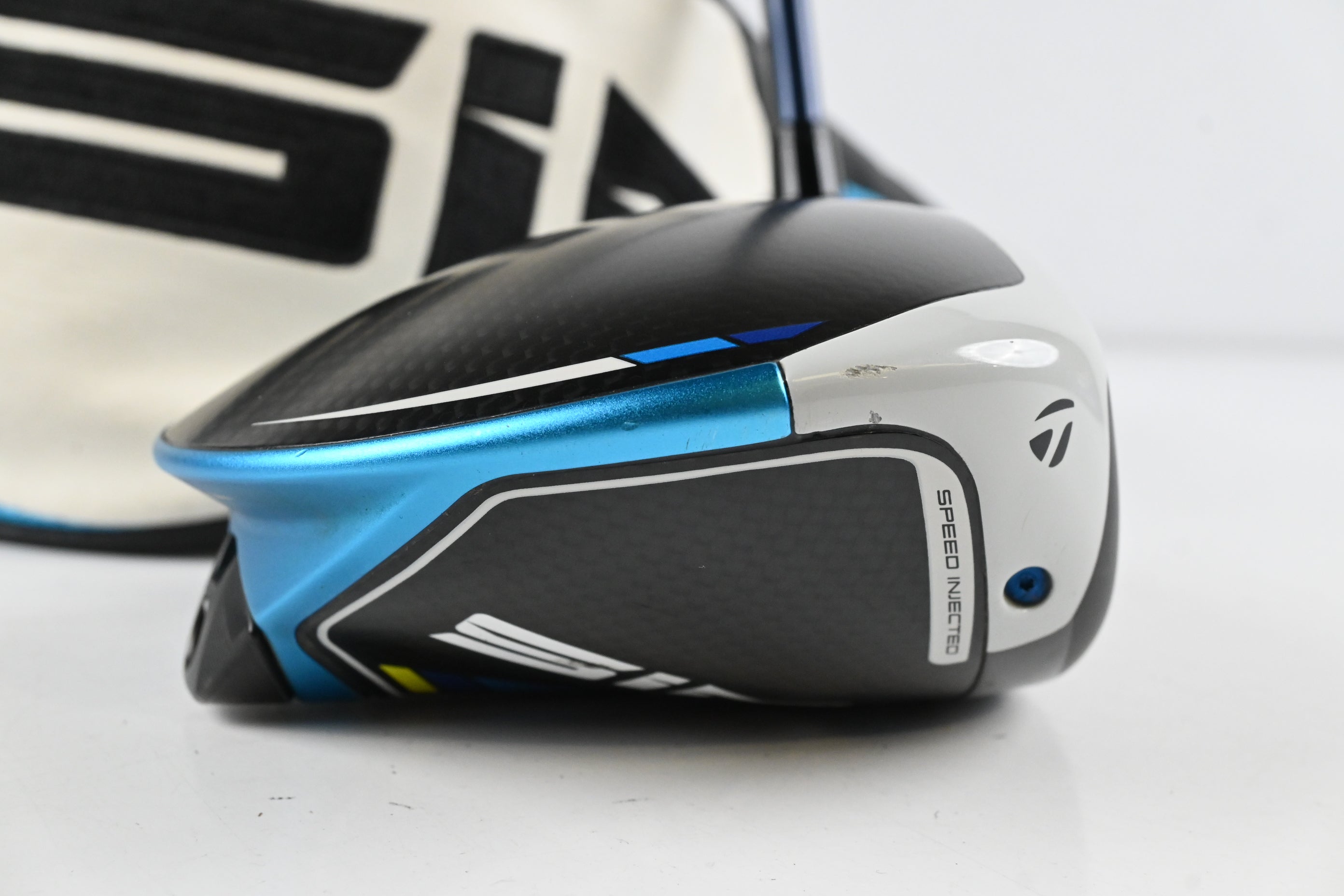 Taylormade SIM2 Max Driver / 9 Degree / Stiff Flex Fujikura Ventus Blue 5 Shaft