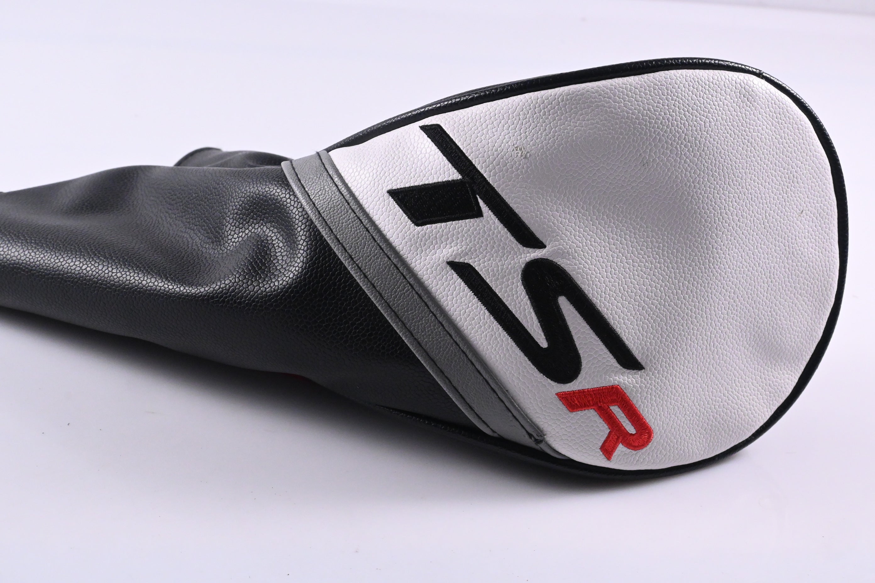 Titleist TSR2 Driver / 10 Degree / Regular Flex Aldila Ascent White 40 Shaft