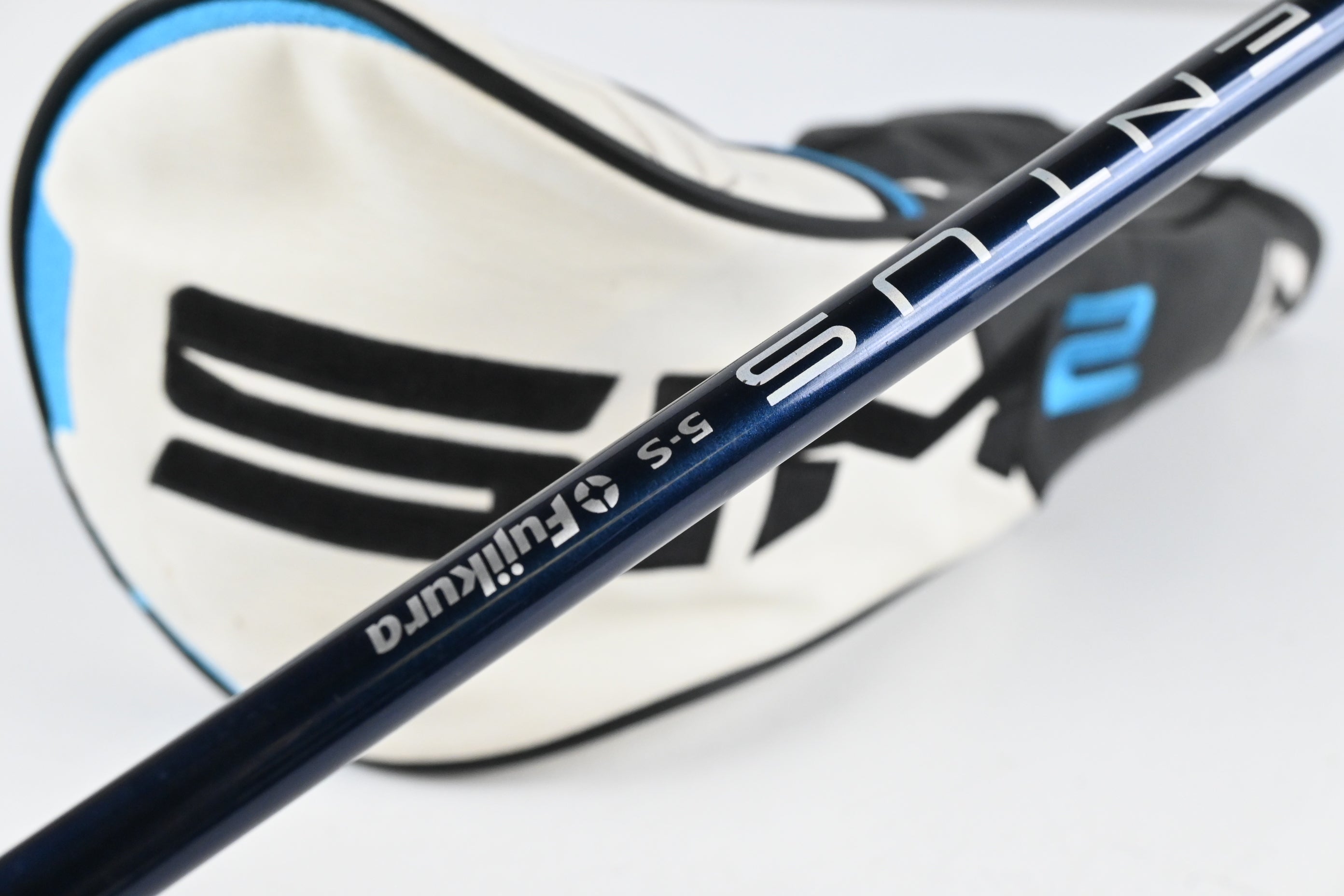 Taylormade SIM2 Max Driver / 9 Degree / Stiff Flex Fujikura Ventus Blue 5 Shaft
