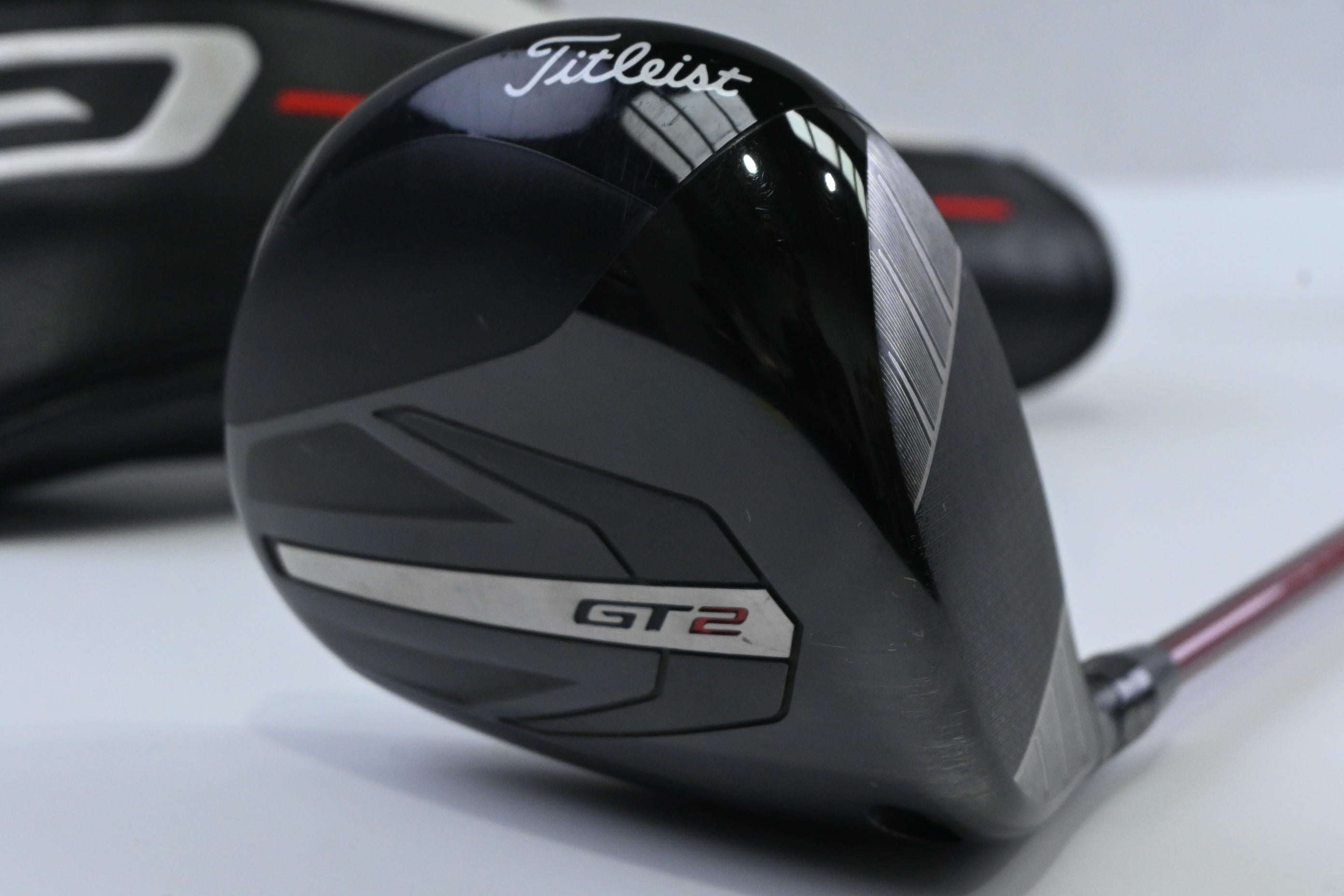 Titleist GT2 Driver / 10 Degree / Regular Flex Denali 50 Red Shaft