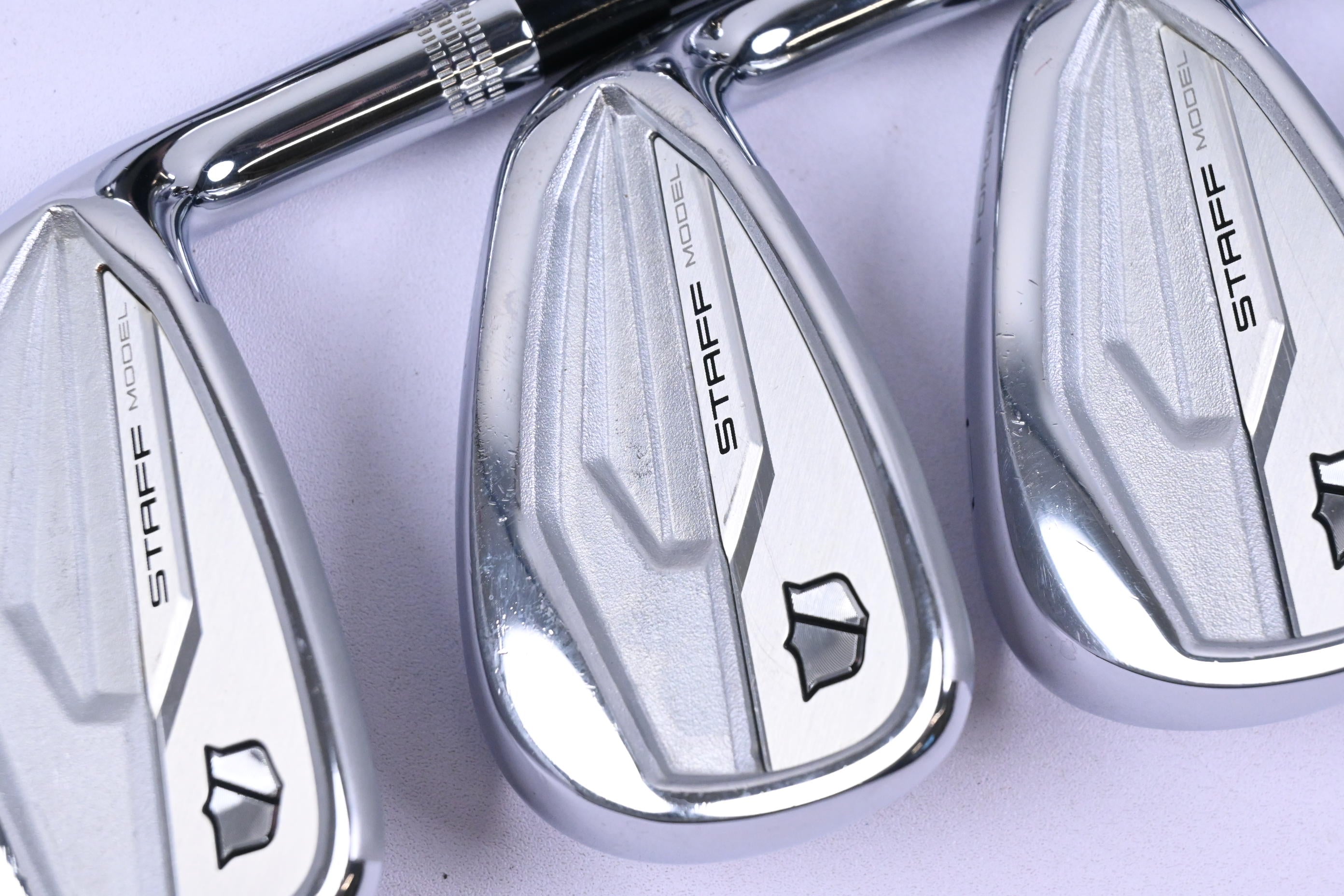 Wilson Staff Model 2024 CB Irons / 5-PW+GW / Senior Flex Recoil Dart 65 Shafts
