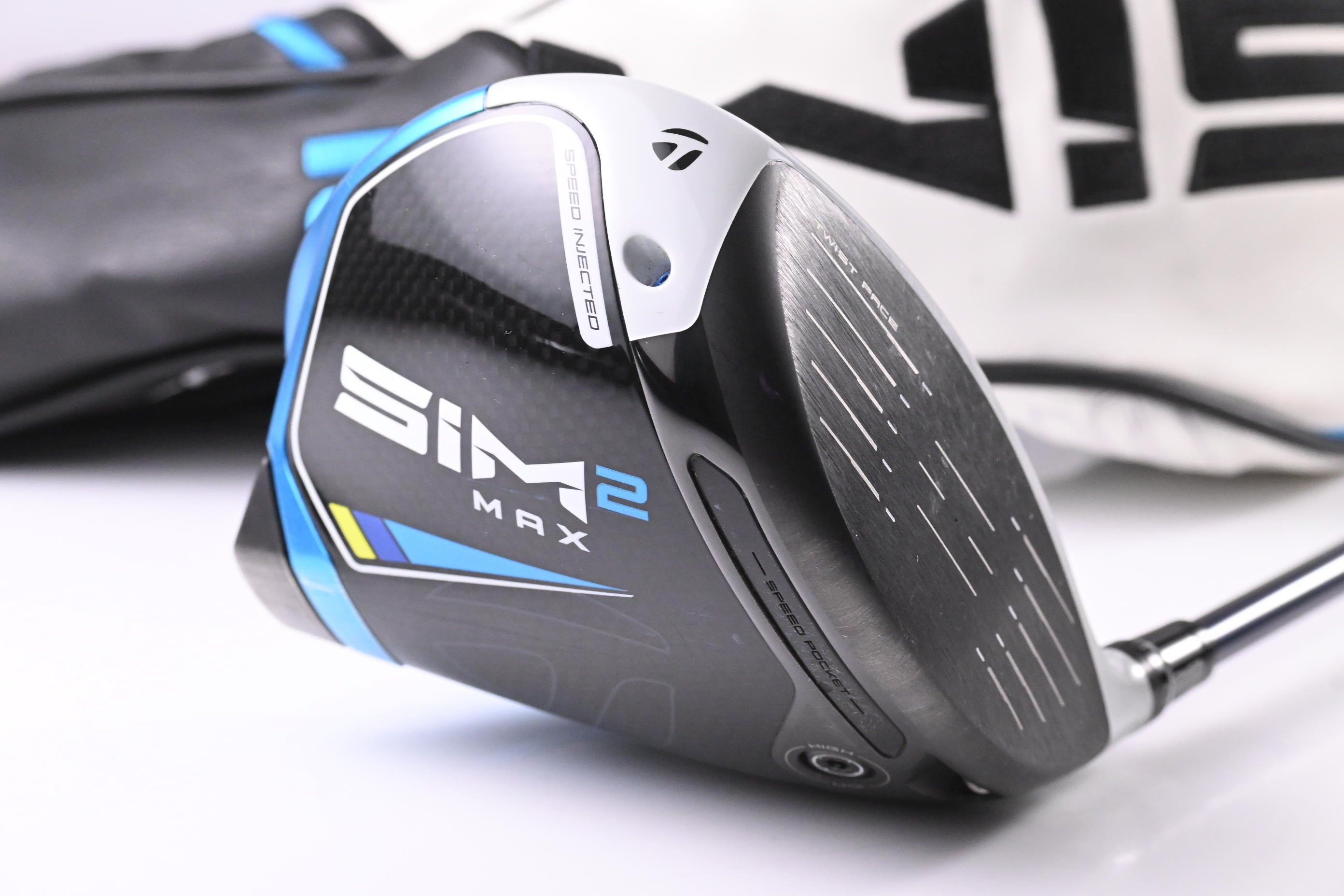 Taylormade SIM2 Max Driver / 10.5 Degree / Stiff Flex Fujikura Ventus Blue 5