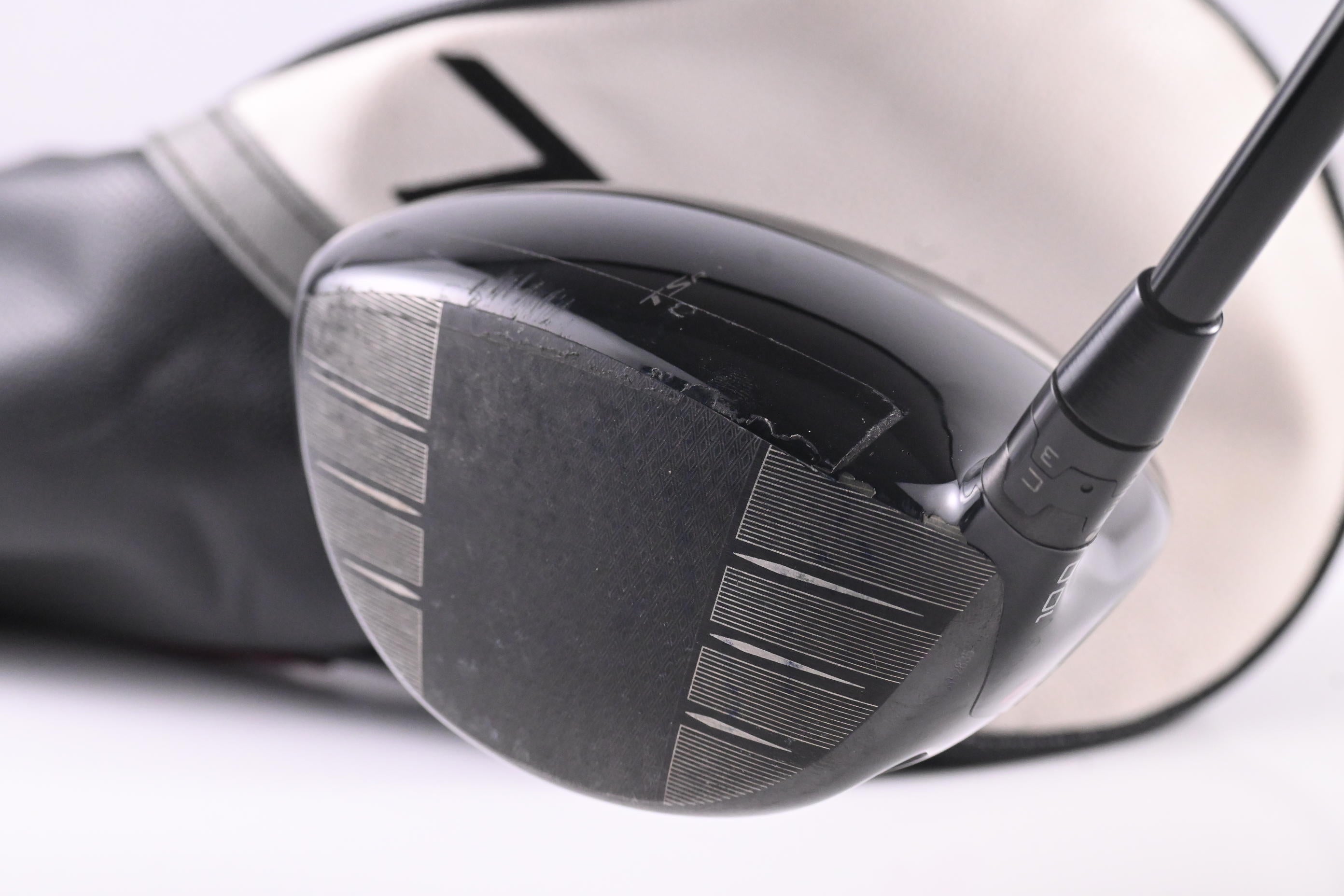 Titleist TSR3 Driver / 10 Degree / Stiff Flex HZRDUS Gen4 Black 60 Shaft