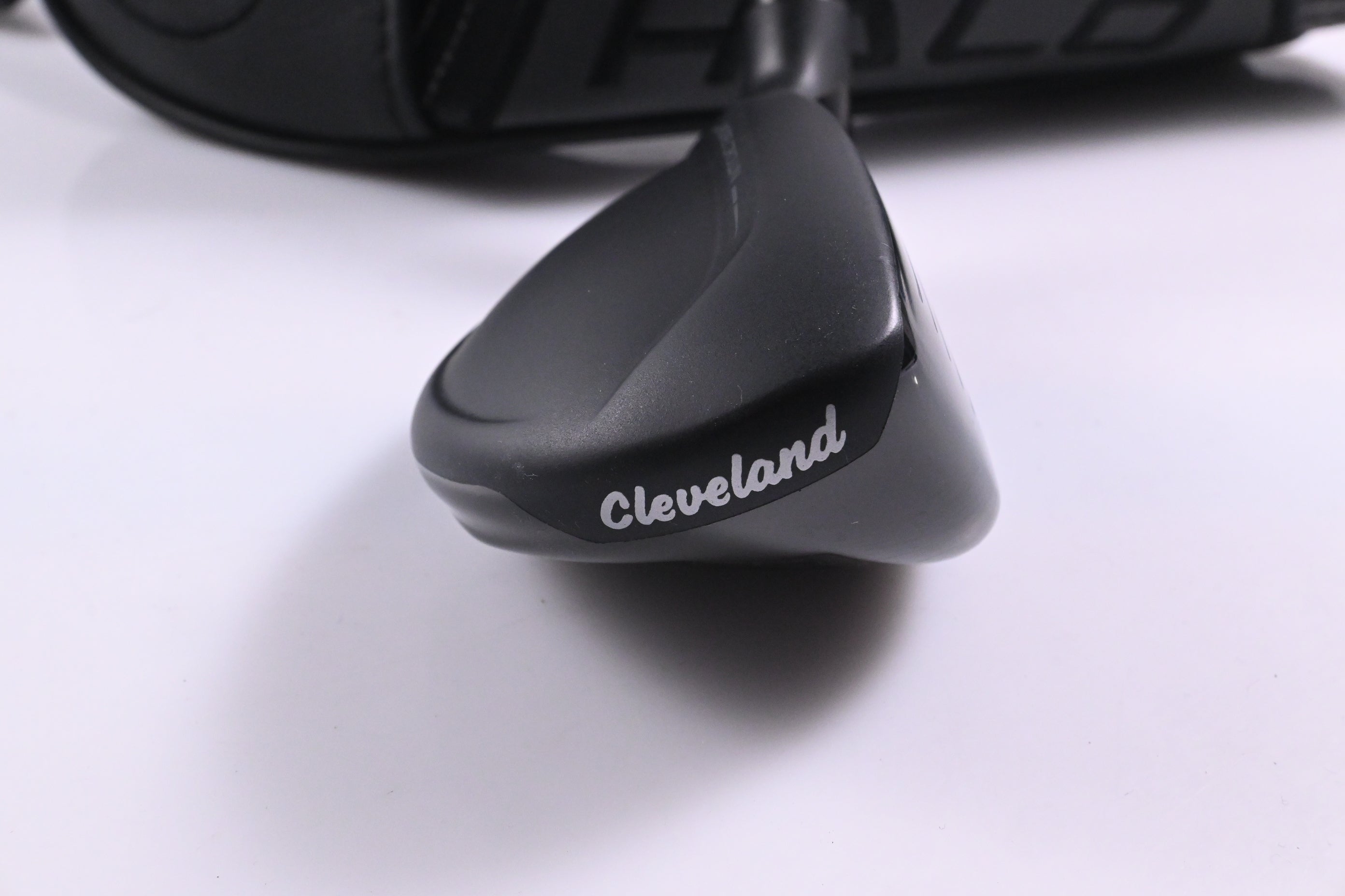 Ladies Ladies Cleveland Launcher Halo #4 Hybrid / 22 Degree / Ladies Flex Shaft