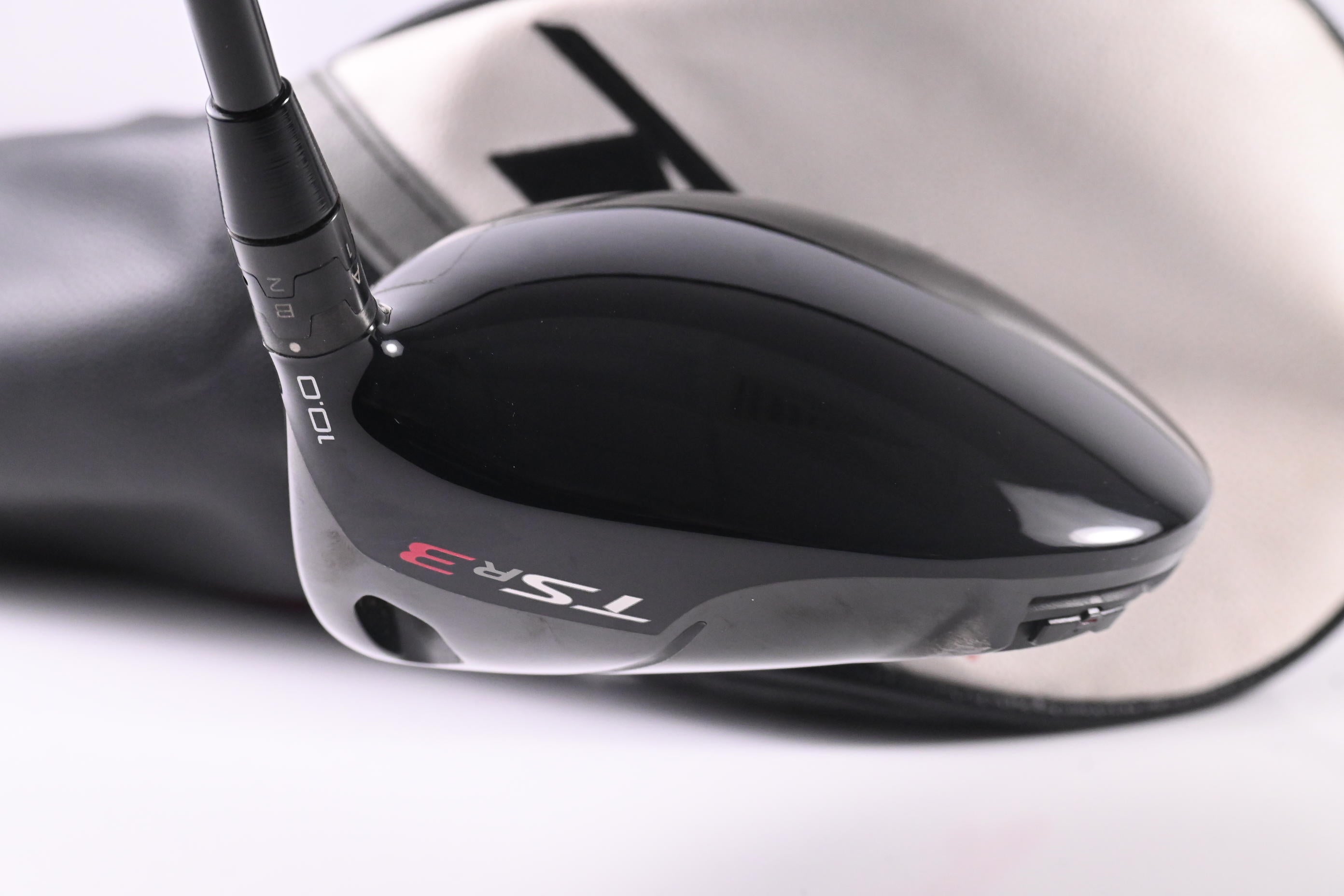Titleist TSR3 Driver / 10 Degree / Stiff Flex HZRDUS Gen4 Black 60 Shaft