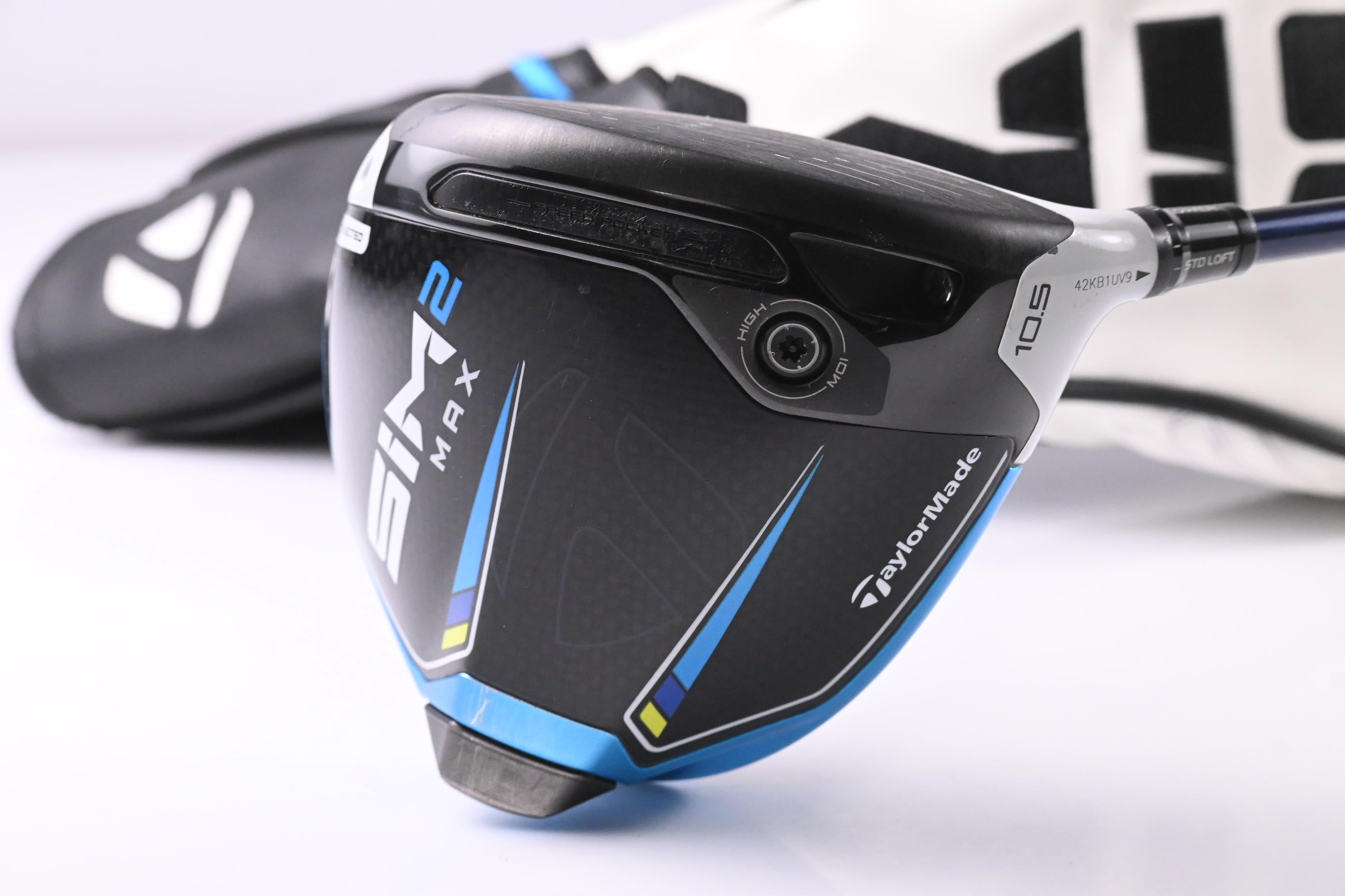 Taylormade SIM2 Max Driver / 10.5 Degree / Stiff Flex Fujikura Ventus Blue 5