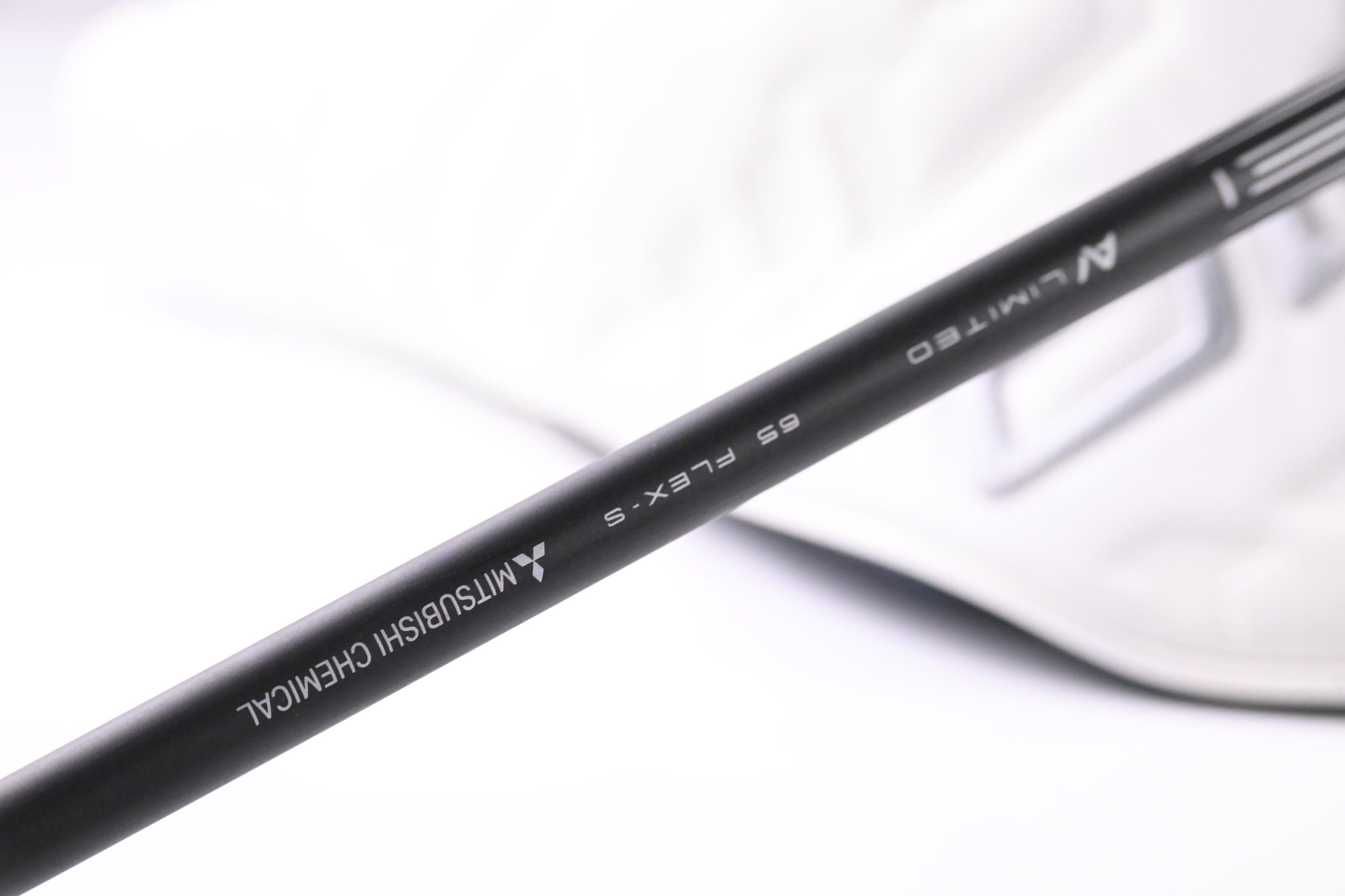 Taylormade Qi10 LS Driver / 10.5 Degree / Stiff Flex Tensei AV limited Black 65 Shaft
