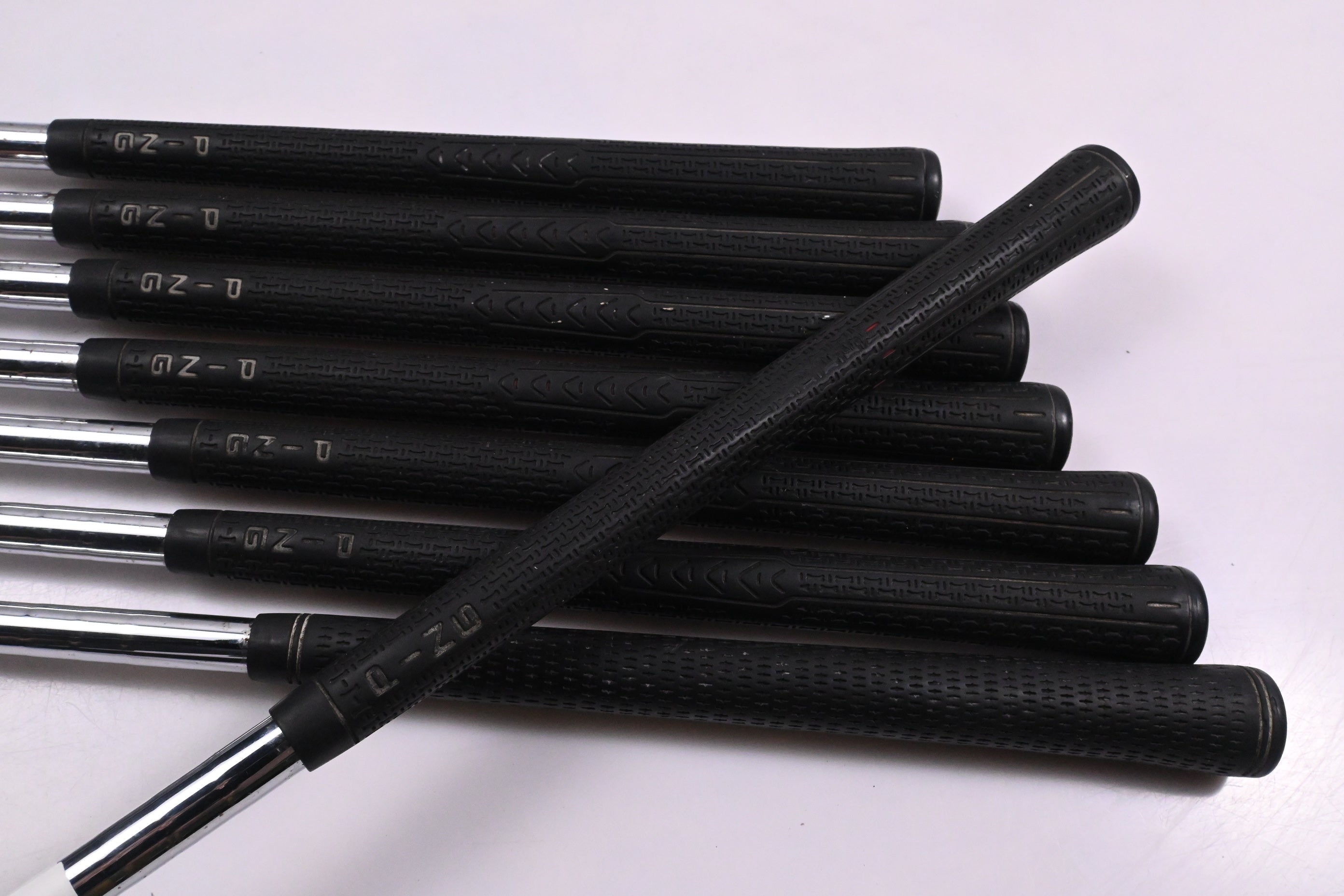 Ping i15 Irons / 3-PW / Green Dot / Regular Flex Ping AWT Shafts