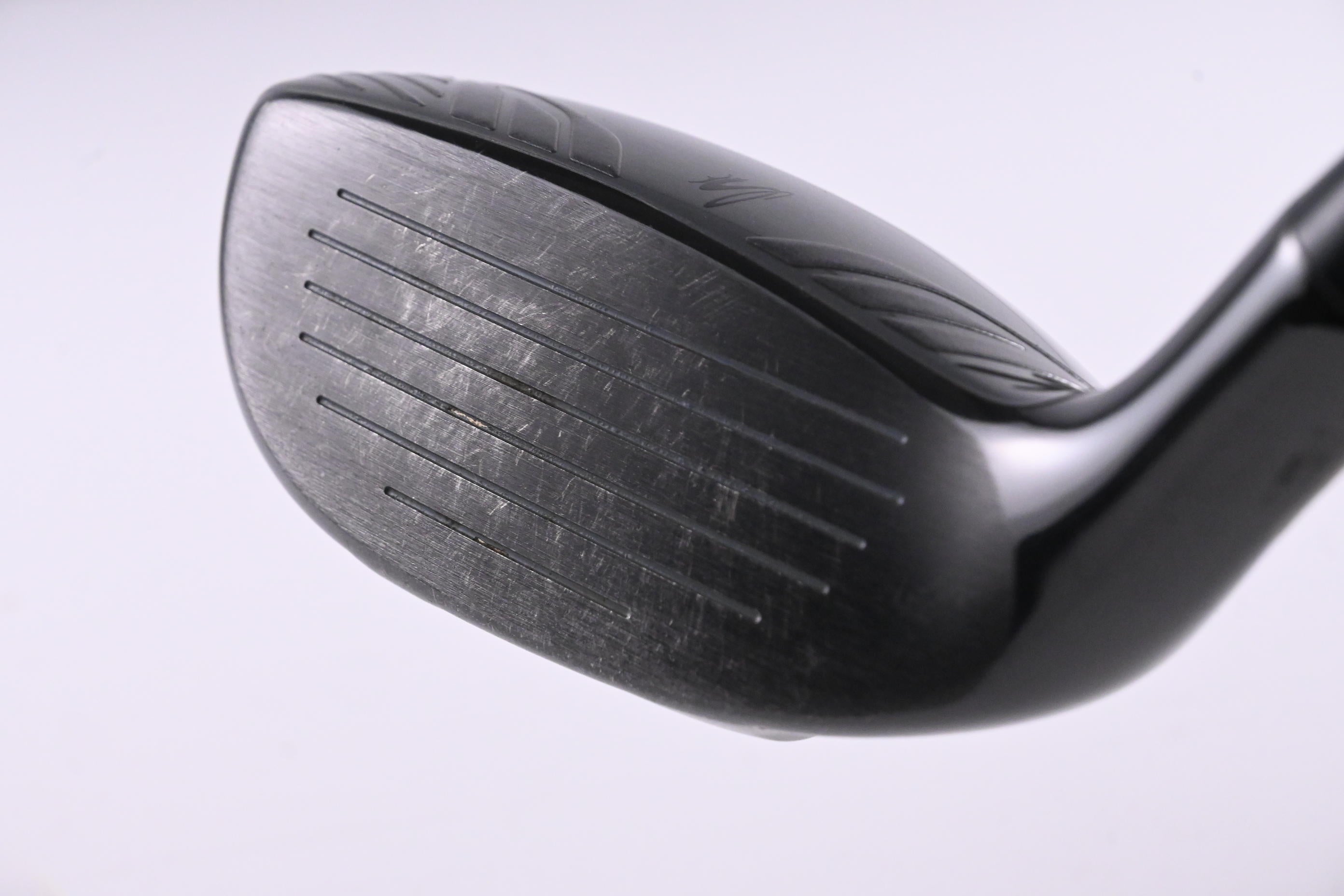 Cobra King F8 #4 Hybrid / 22 Degree / Stiff Flex Aldila Rogue Pro 75 Shaft