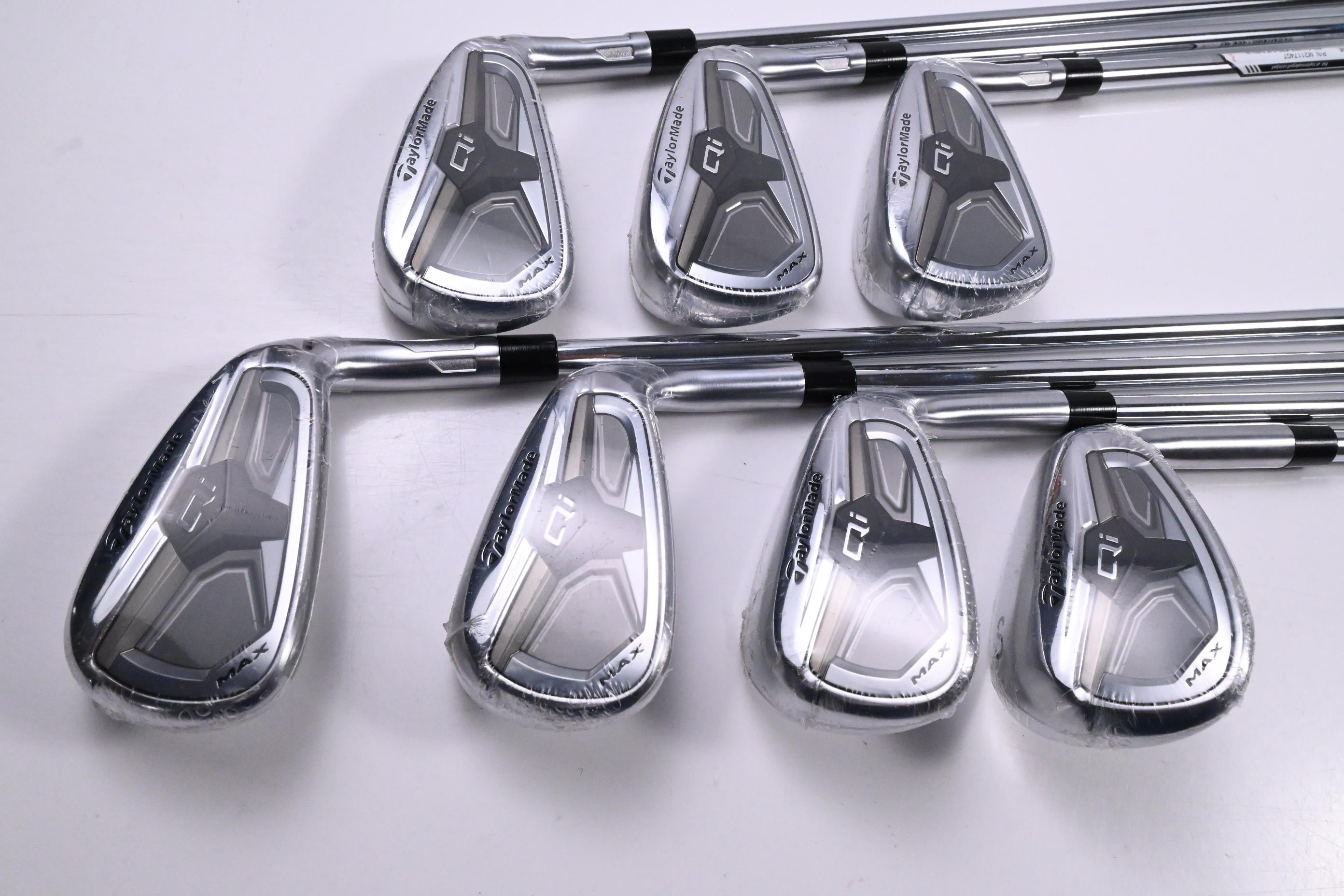 Taylormade Qi Max Irons / 5-PW+SW / Regular Flex KBS MAX MT 85 Shafts