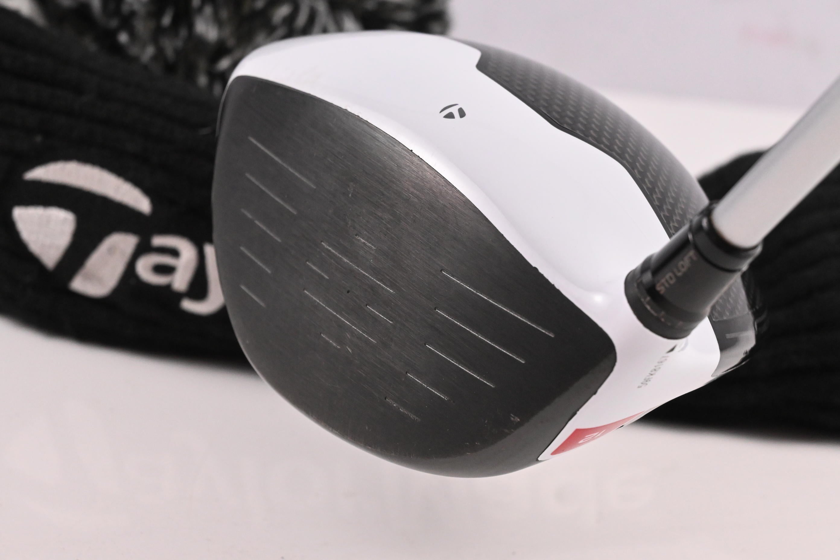 Taylormade M1 2016 Driver / 12 Degree / Regular Flex Matrix Ozik White Tie 55