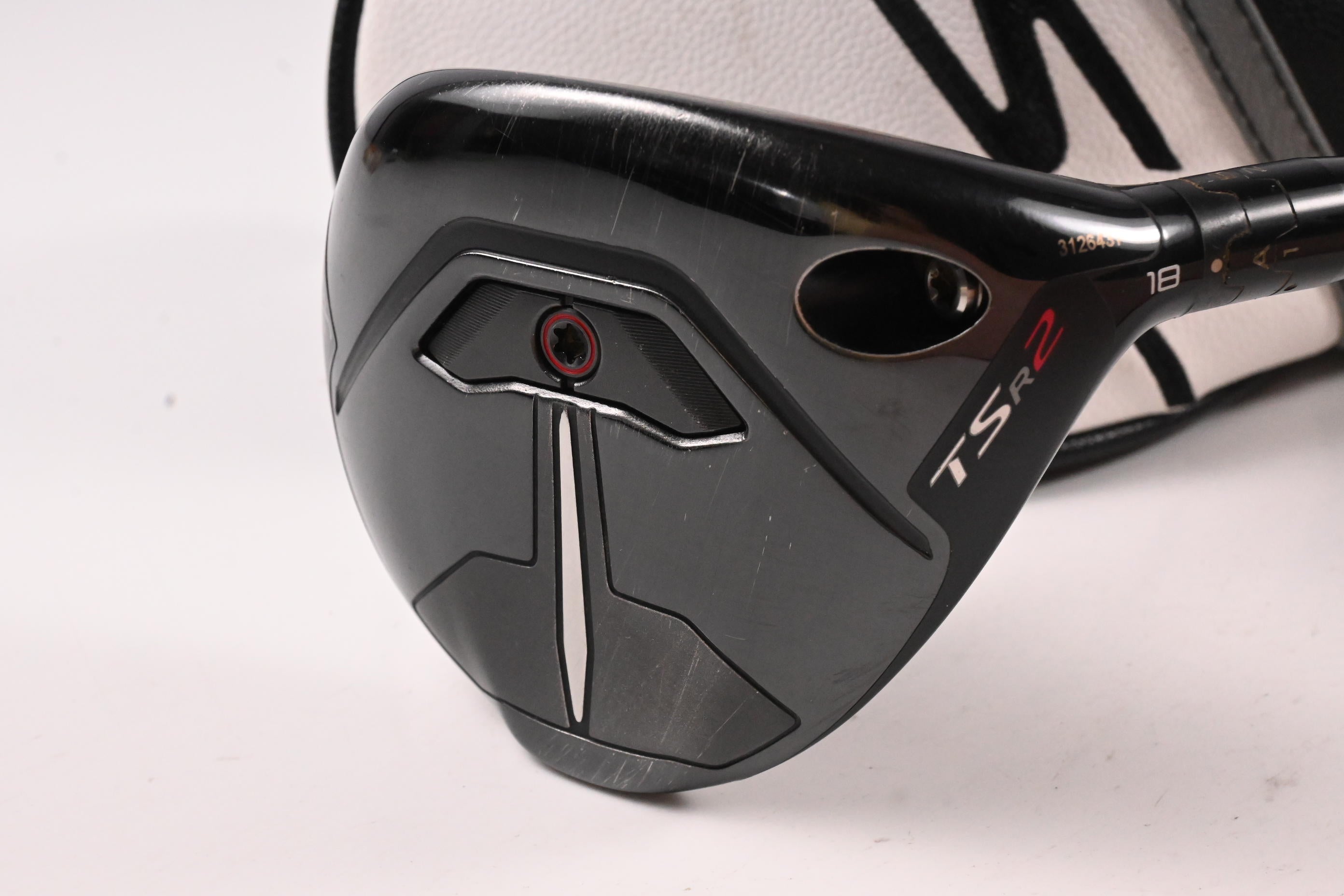 Titleist TSR2 #5 Wood / 18 Degree / Regular Flex Hzrdus Gen4 Red CB 60 Shaft