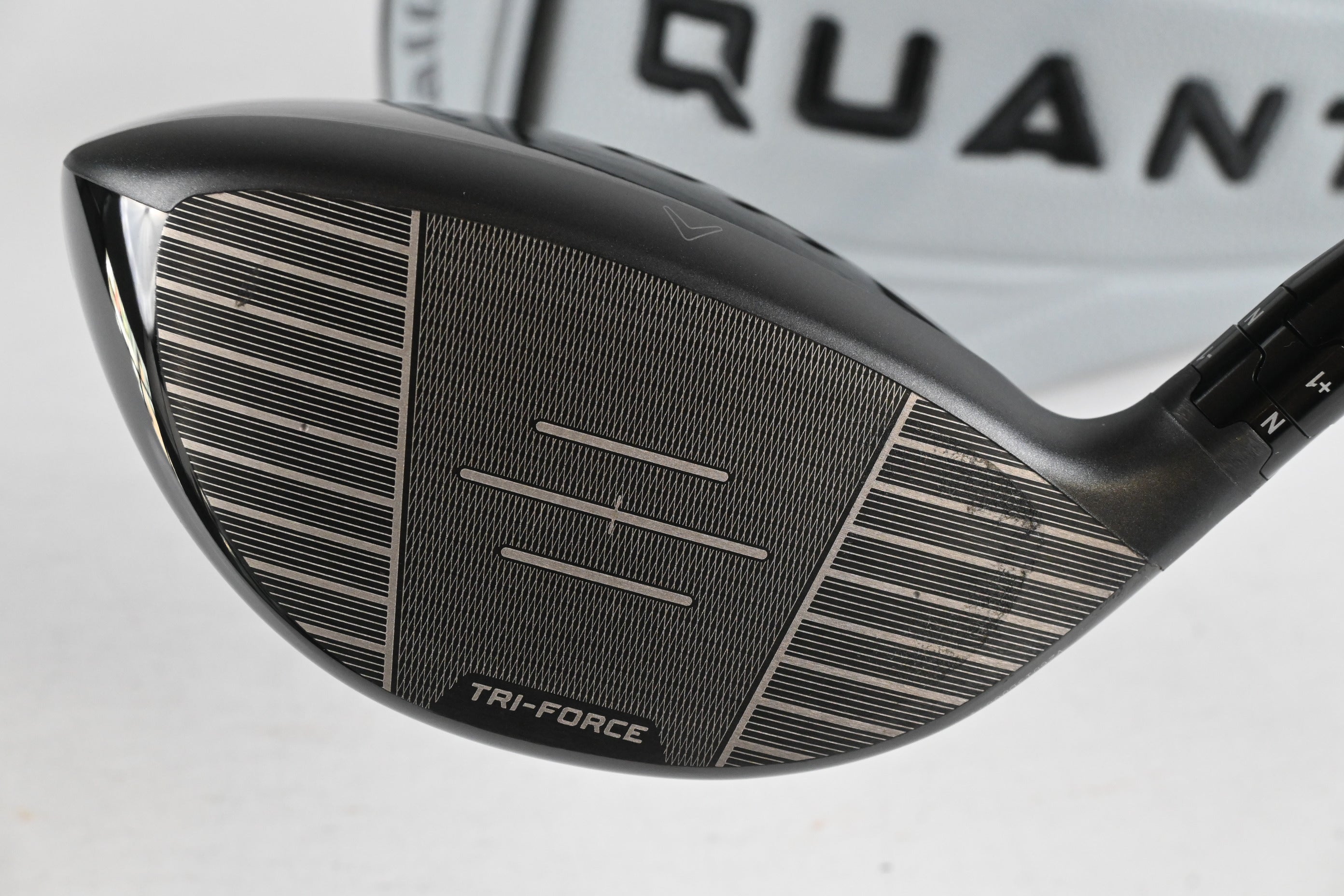 Callaway Quantum Max Driver / 9 Degree / Regular Flex Denali Frost Silver 50