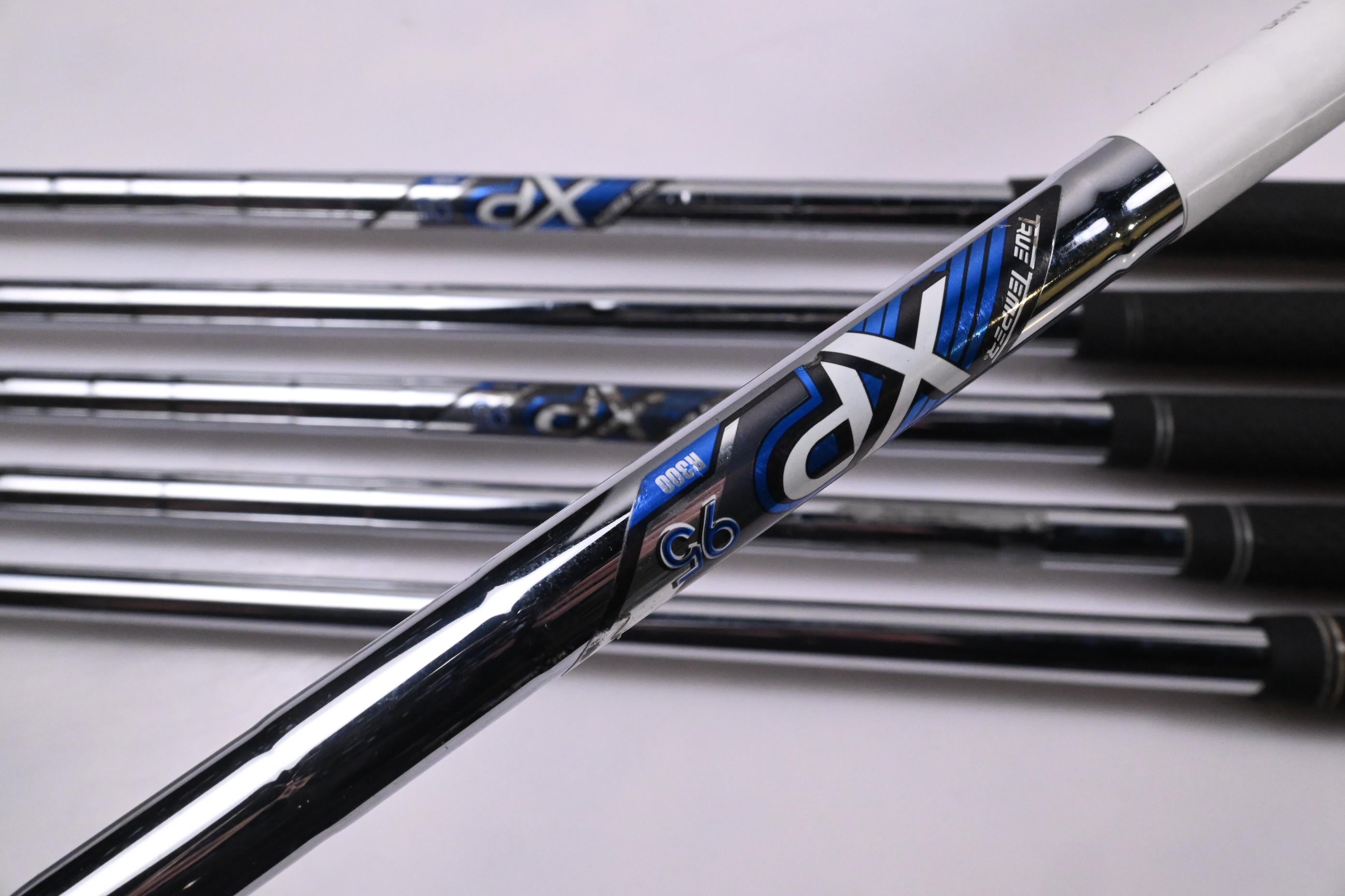 Callaway Rogue Irons / 6-PW+SW / Regular Flex XP 95 R300 Shafts