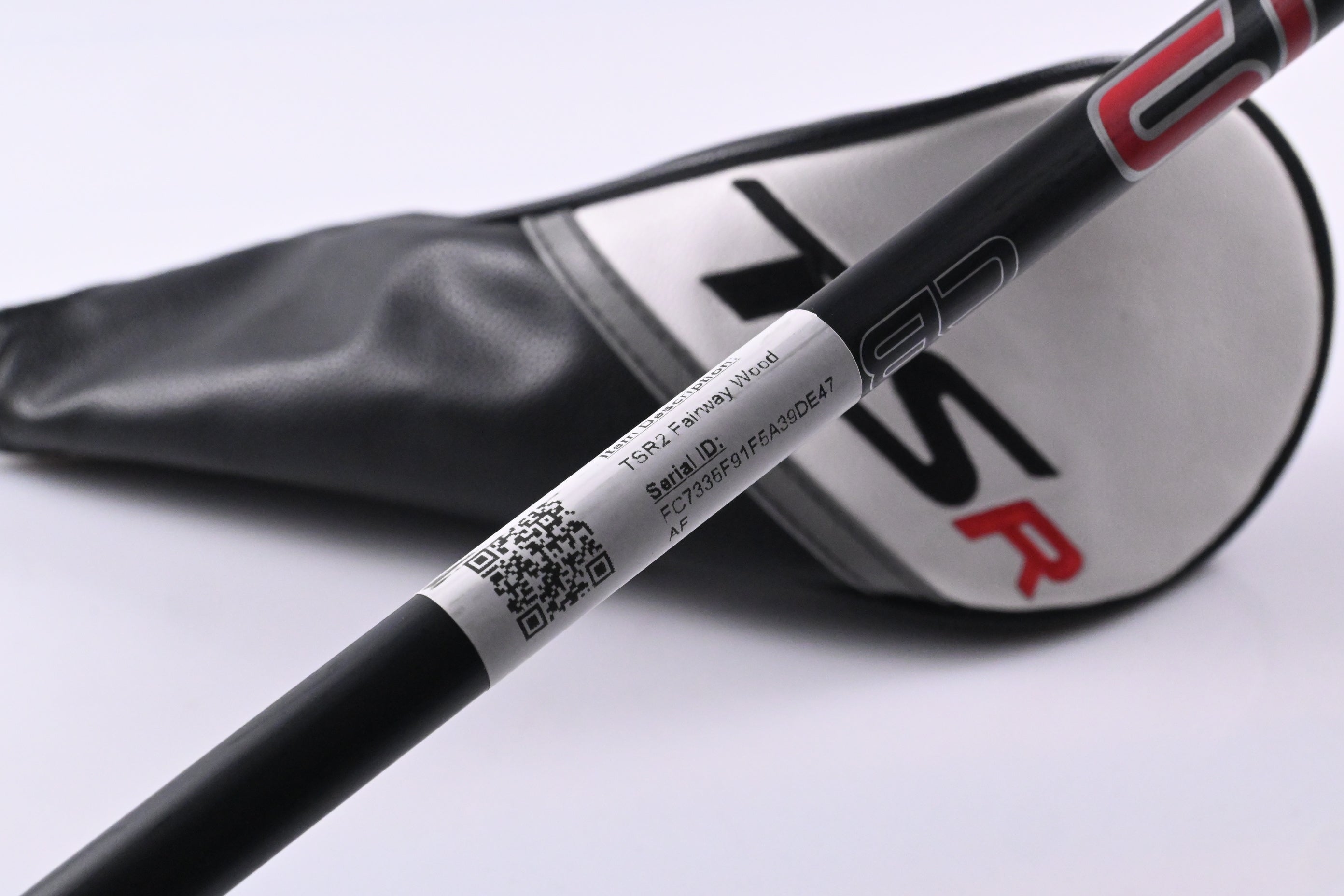 Titleist TSR2 #5 Wood / 18 Degree / Regular Flex Hzrdus Gen4 CB Red 60 Shaft