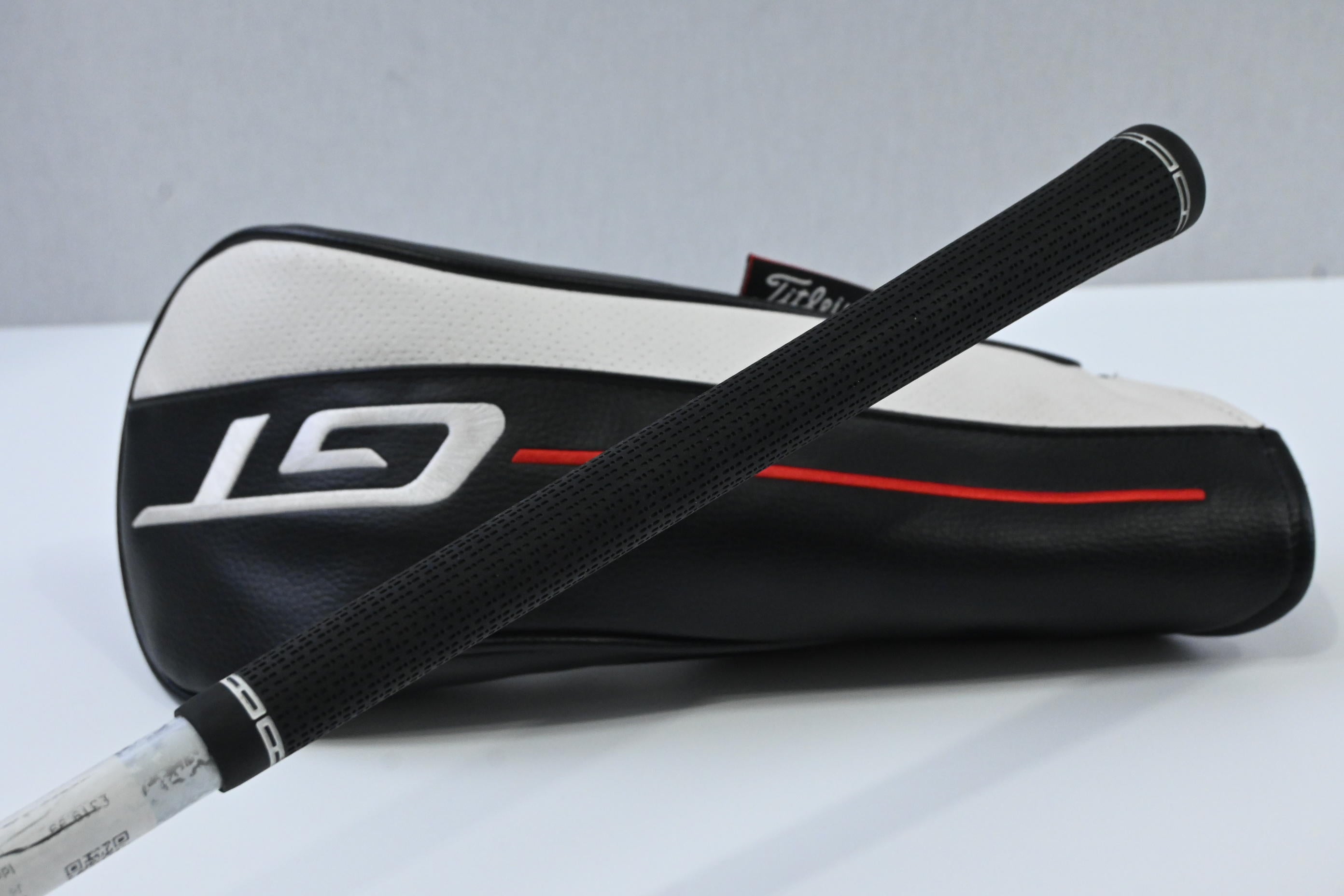 Titleist GT2 Driver / 10 Degree / Regular Flex Denali 50 Red Shaft
