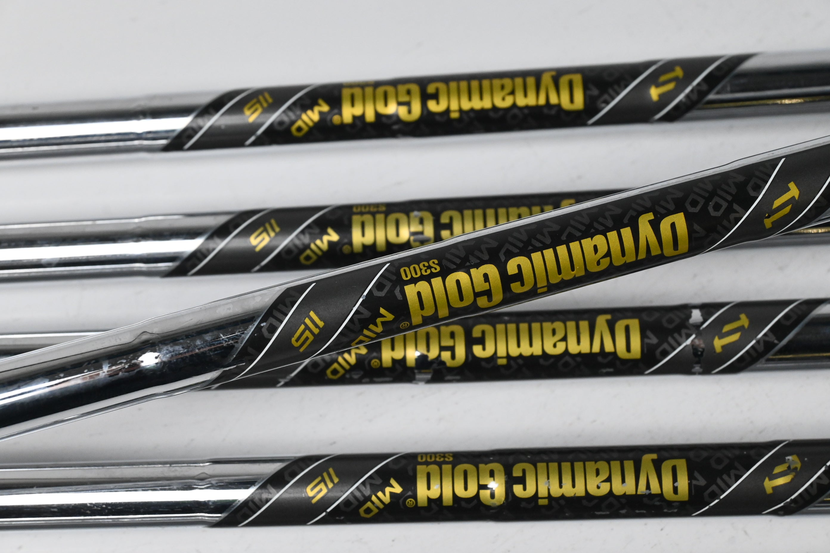 Mizuno Pro 243 Irons / 5-PW / Stiff Flex Dynamic Gold Mid S300 115 Shafts