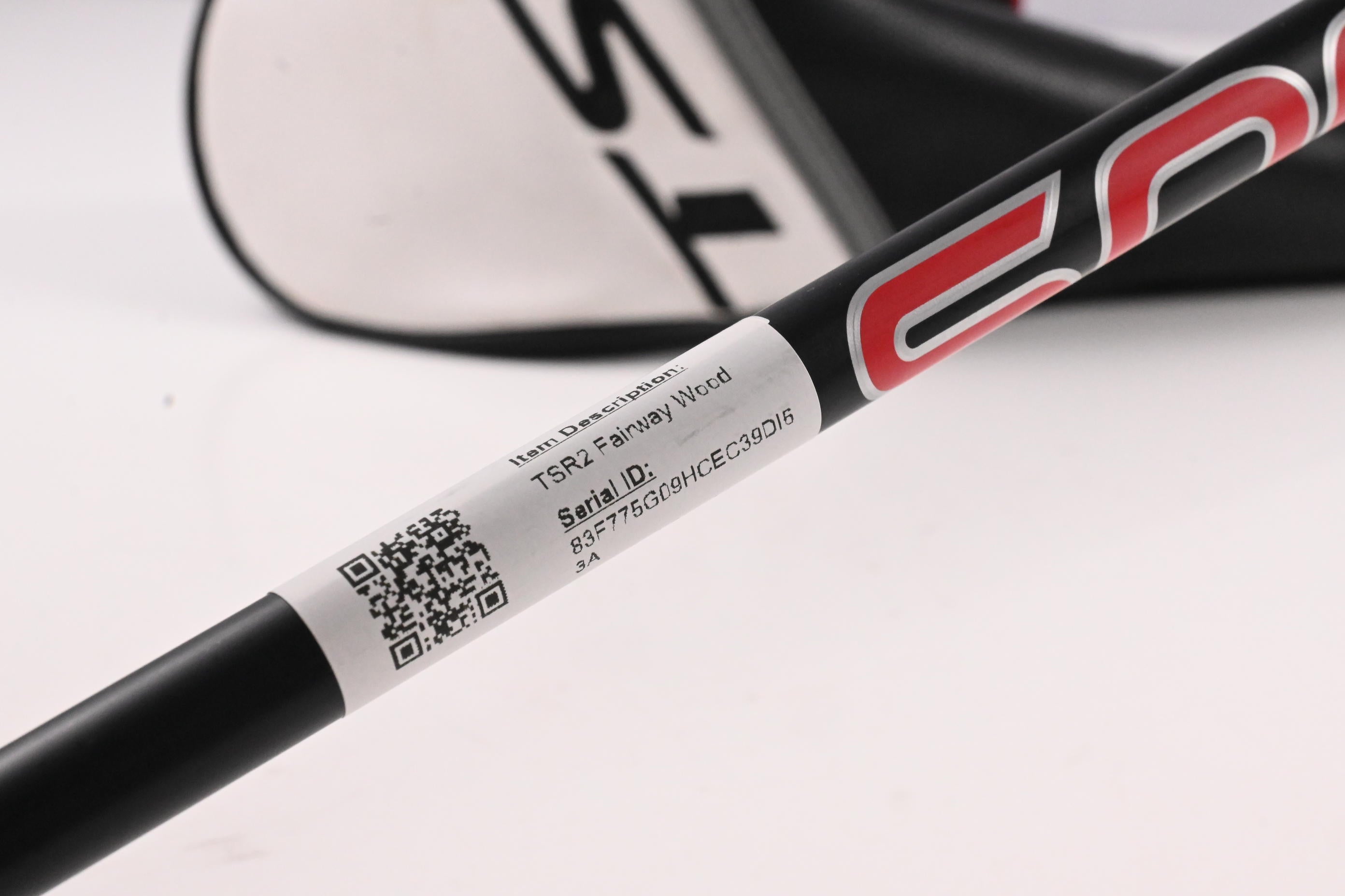 Titleist TSR2 #5 Wood / 18 Degree / Regular Flex Hzrdus Gen4 Red CB 60 Shaft