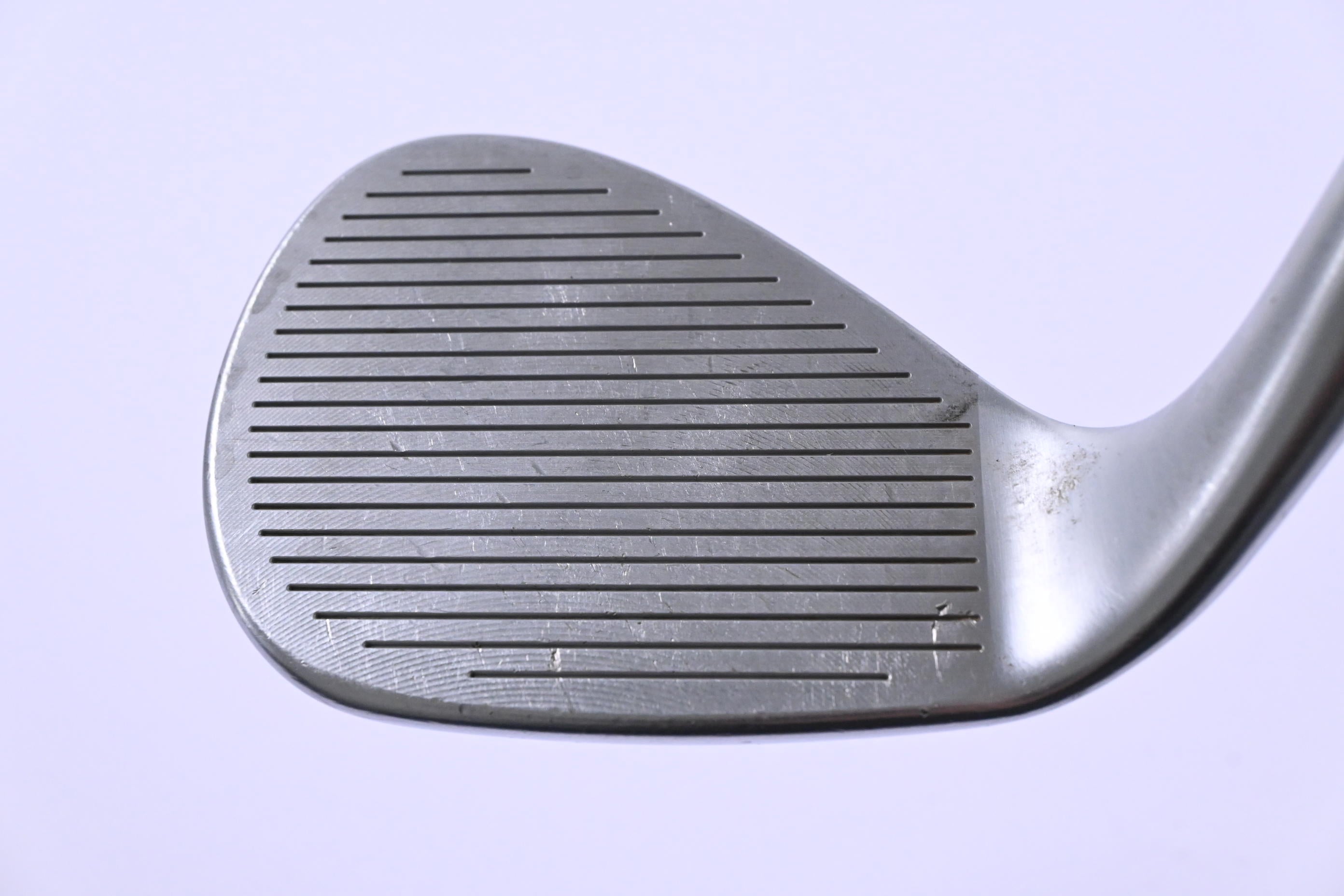Cleveland CBX Full Face 2 Gap Wedge / 52 Degree / Wedge Flex DG Spinner 115