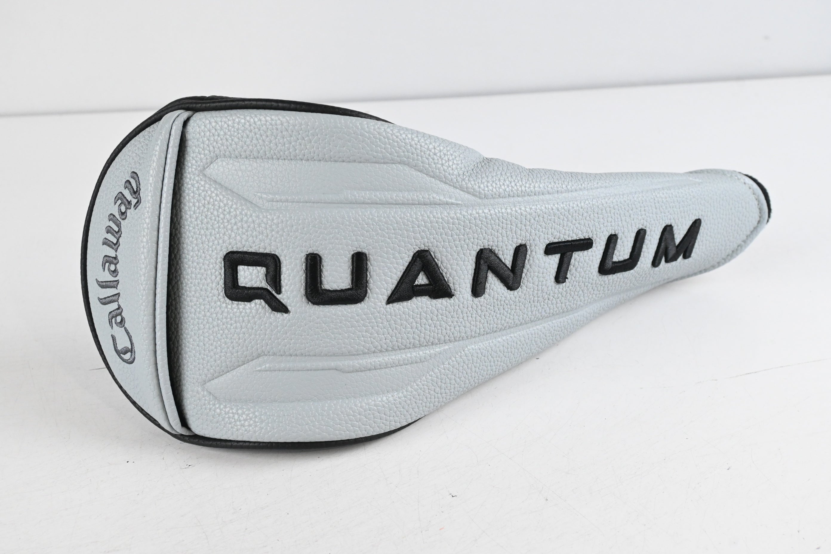 Callaway Quantum Max Driver / 9 Degree / Regular Flex Denali Frost Silver 50