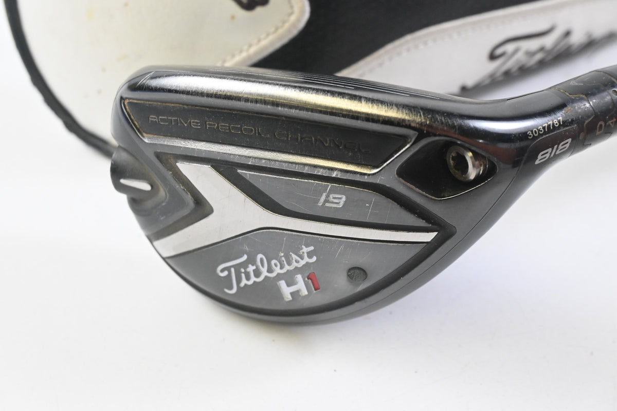 Titleist 818 H1 #3 Hybrid / 19 Degree / Stiff Flex EvenFlow Blue 85 Shaft
