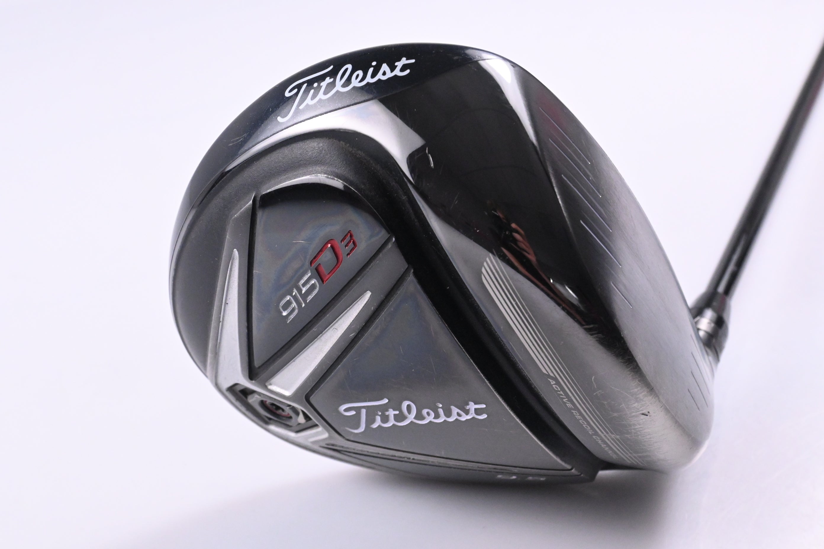 Titleist 915 D3 Driver / 9.5 Degree / X-Flex Diamana `ahina 82 Shaft