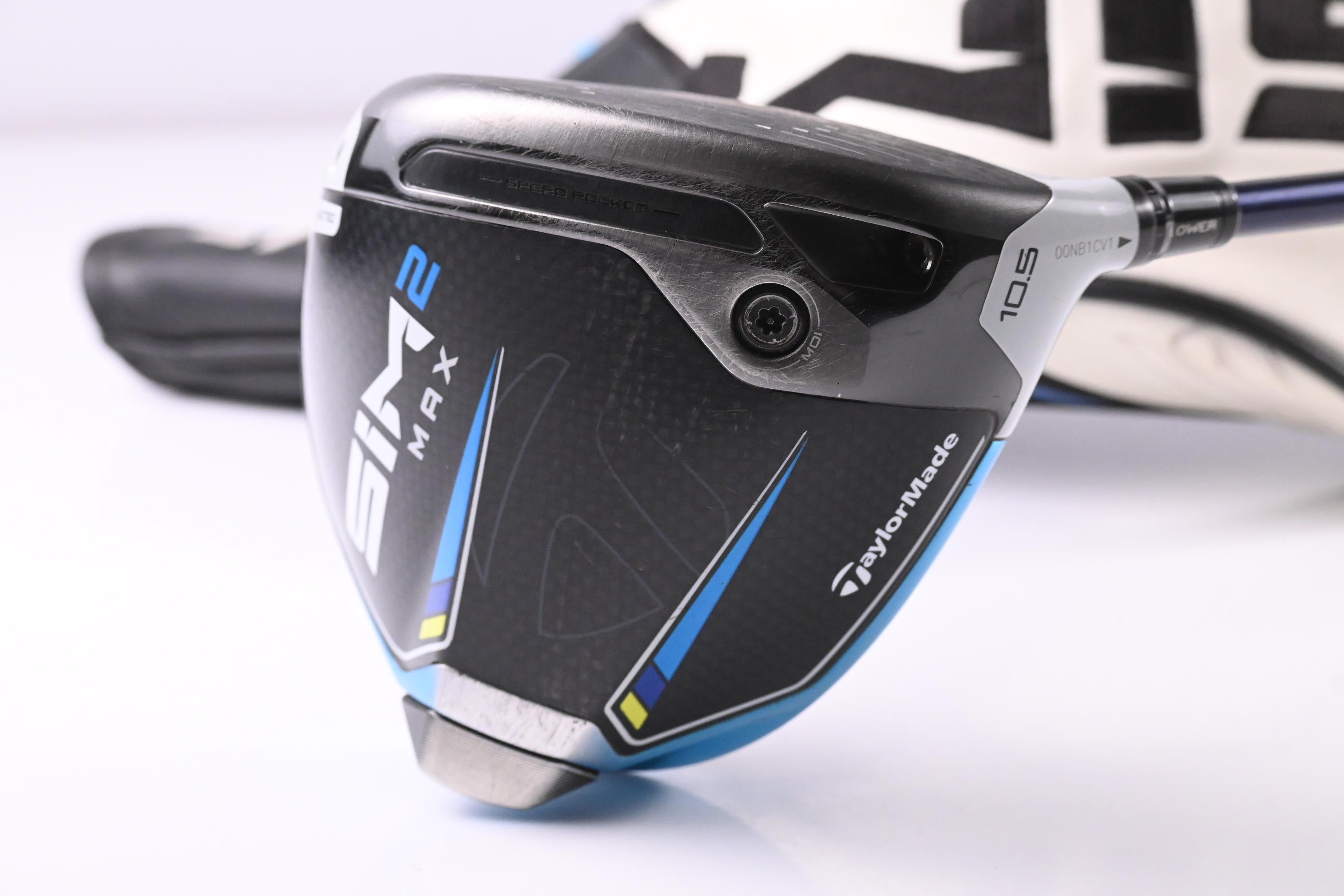 Taylormade SIM2 Max Driver / 10.5 Degree / Stiff Flex Fujikura Ventus Blue 6