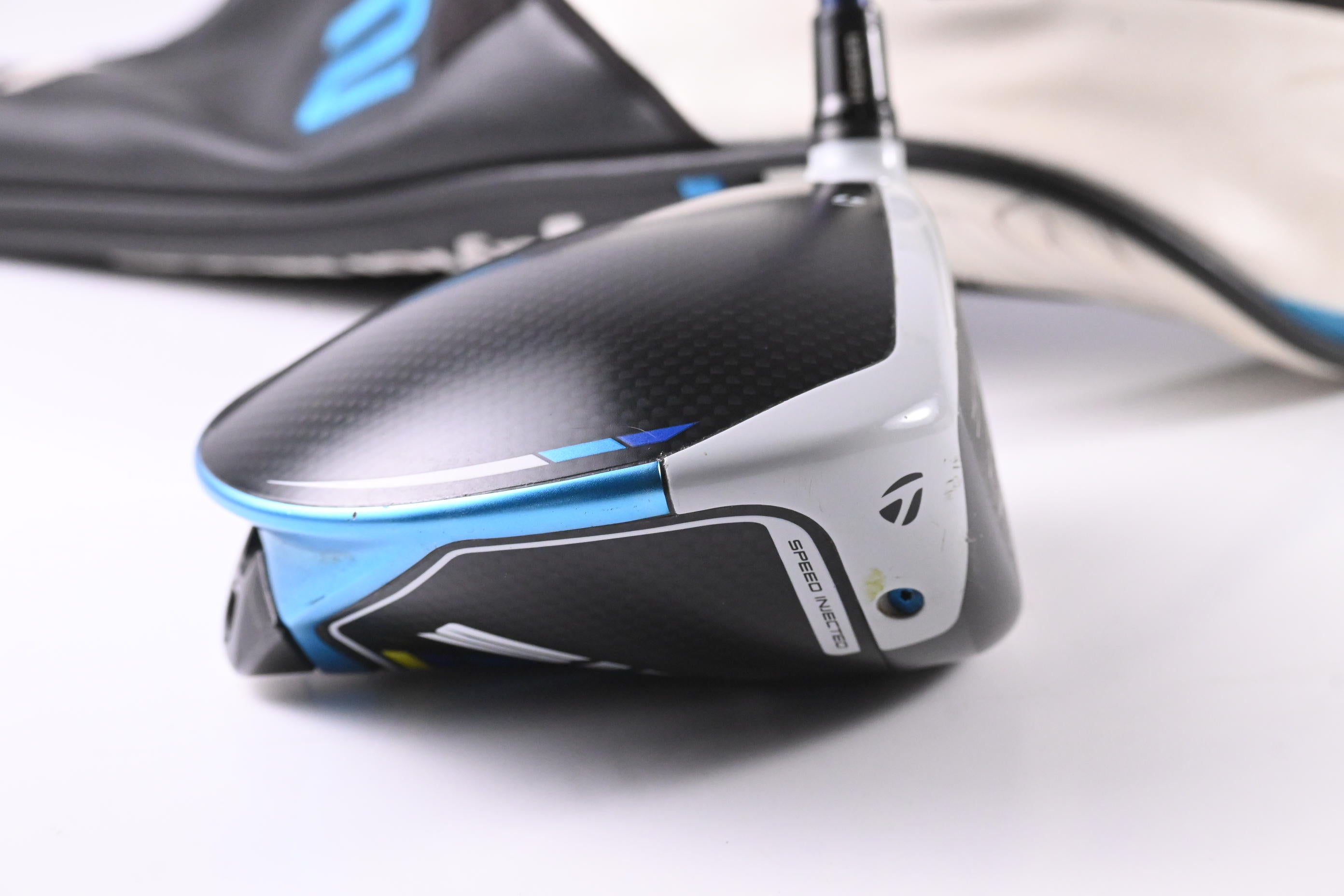 Taylormade SIM2 Max Driver / 10.5 Degree / Stiff Flex Fujikura Ventus Blue 6