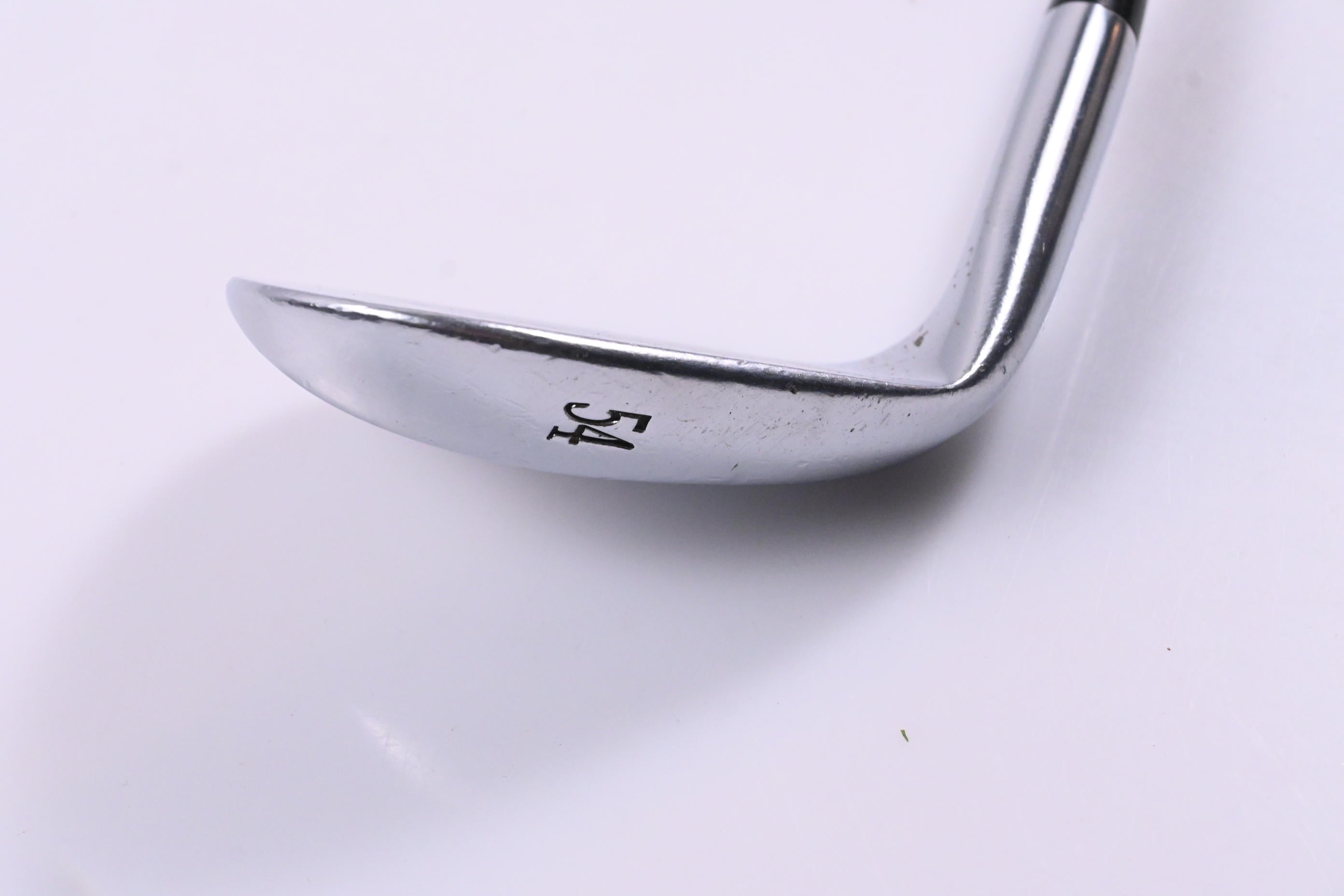 Mizuno Tour Style Sand Wedge / 54 Degree / Regular Flex Dynamic Gold Shaft