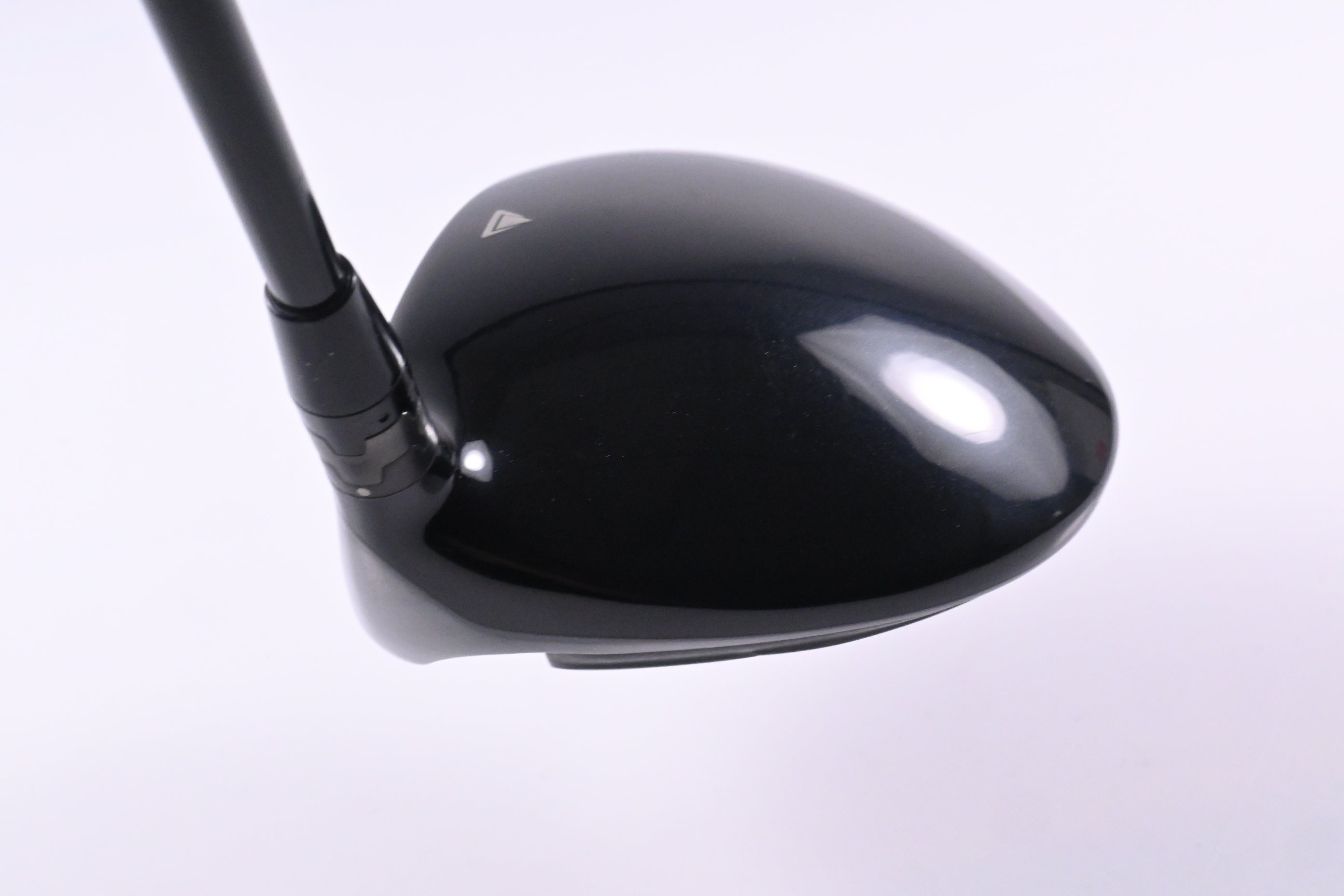 Titleist 915 D3 Driver / 9.5 Degree / X-Flex Diamana `ahina 82 Shaft