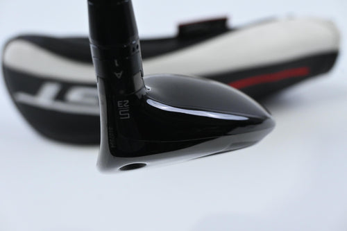Titleist GT1 #5 Hybrid / 23 Degree / Regular Flex Air Speeder 50