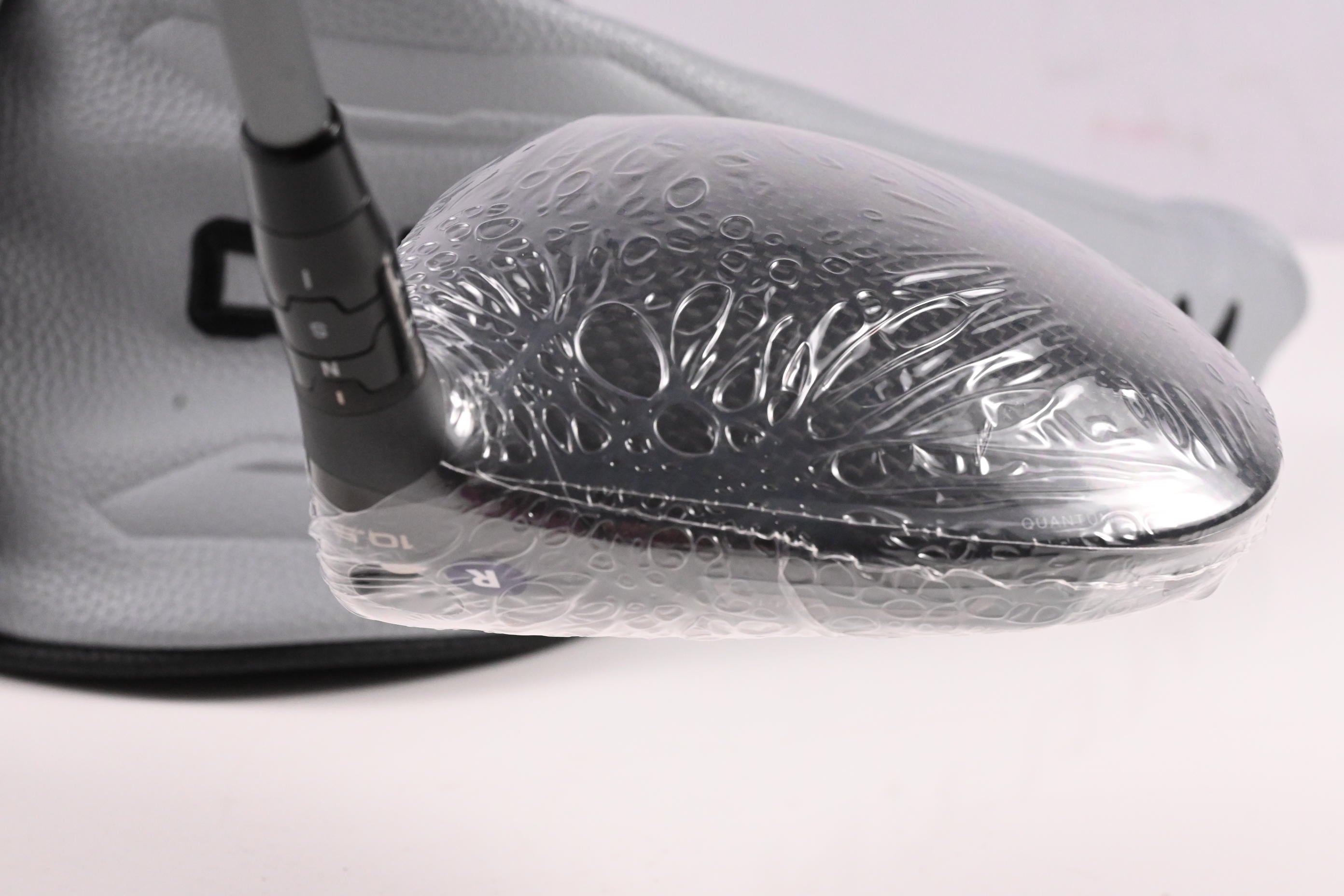 Callaway Quantum Max Drivers / 10.5 Degree / Regular Flex Denali Frost Silver 50