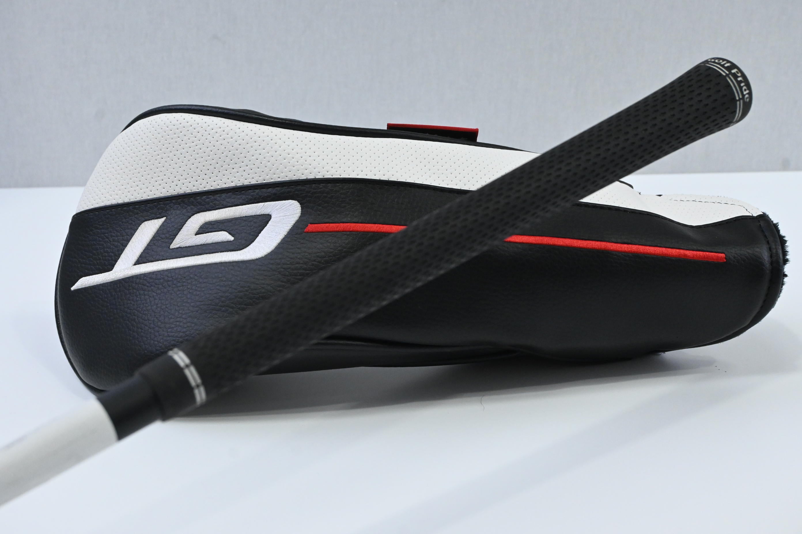 Titleist GT3 Driver / 10 Degree / Senior Flex HZRDUS Gen4 Red CB 50