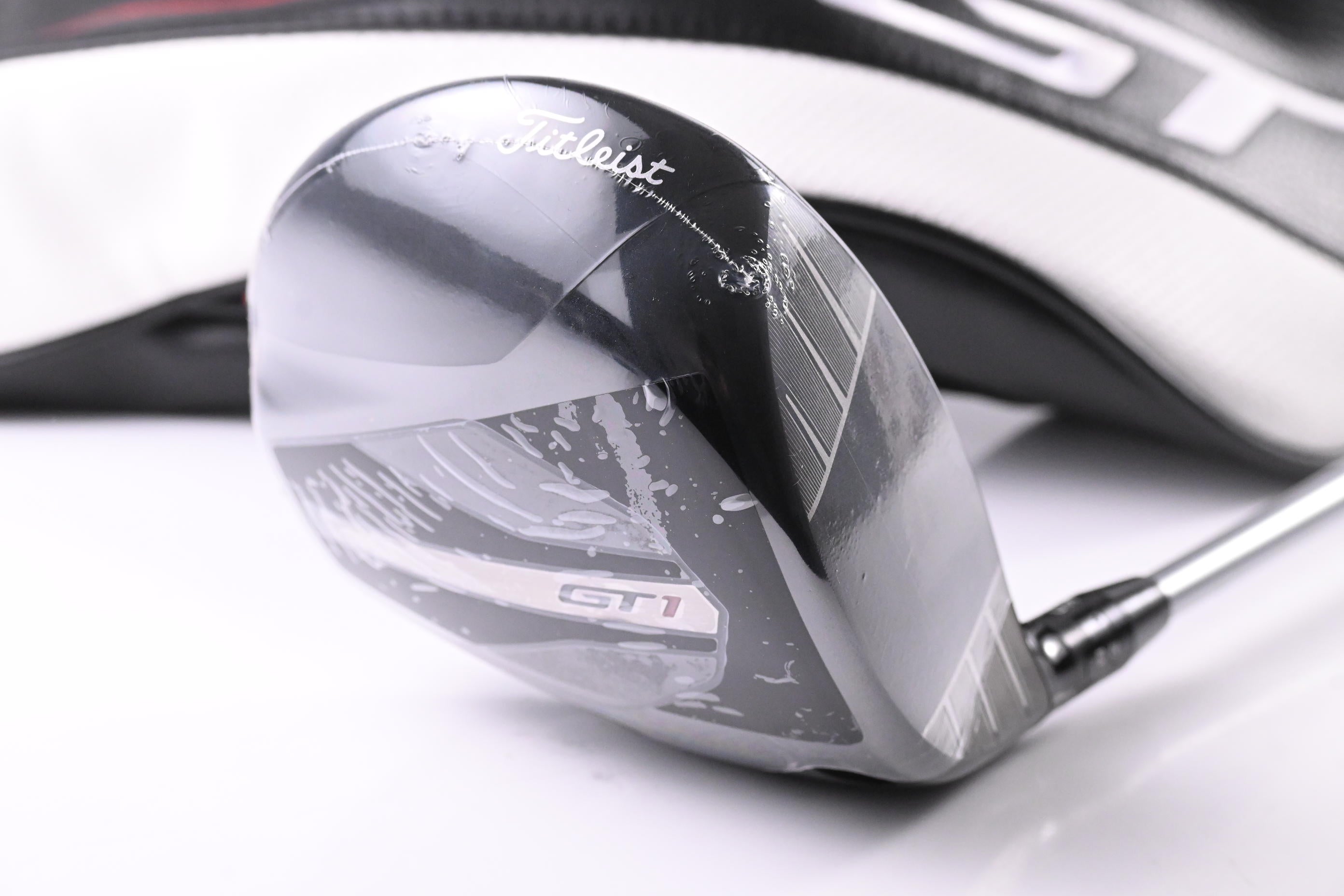 Titleist GT1 Driver / 10 Degree / Regular Flex Fujikura Air Speeder 40 Shaft