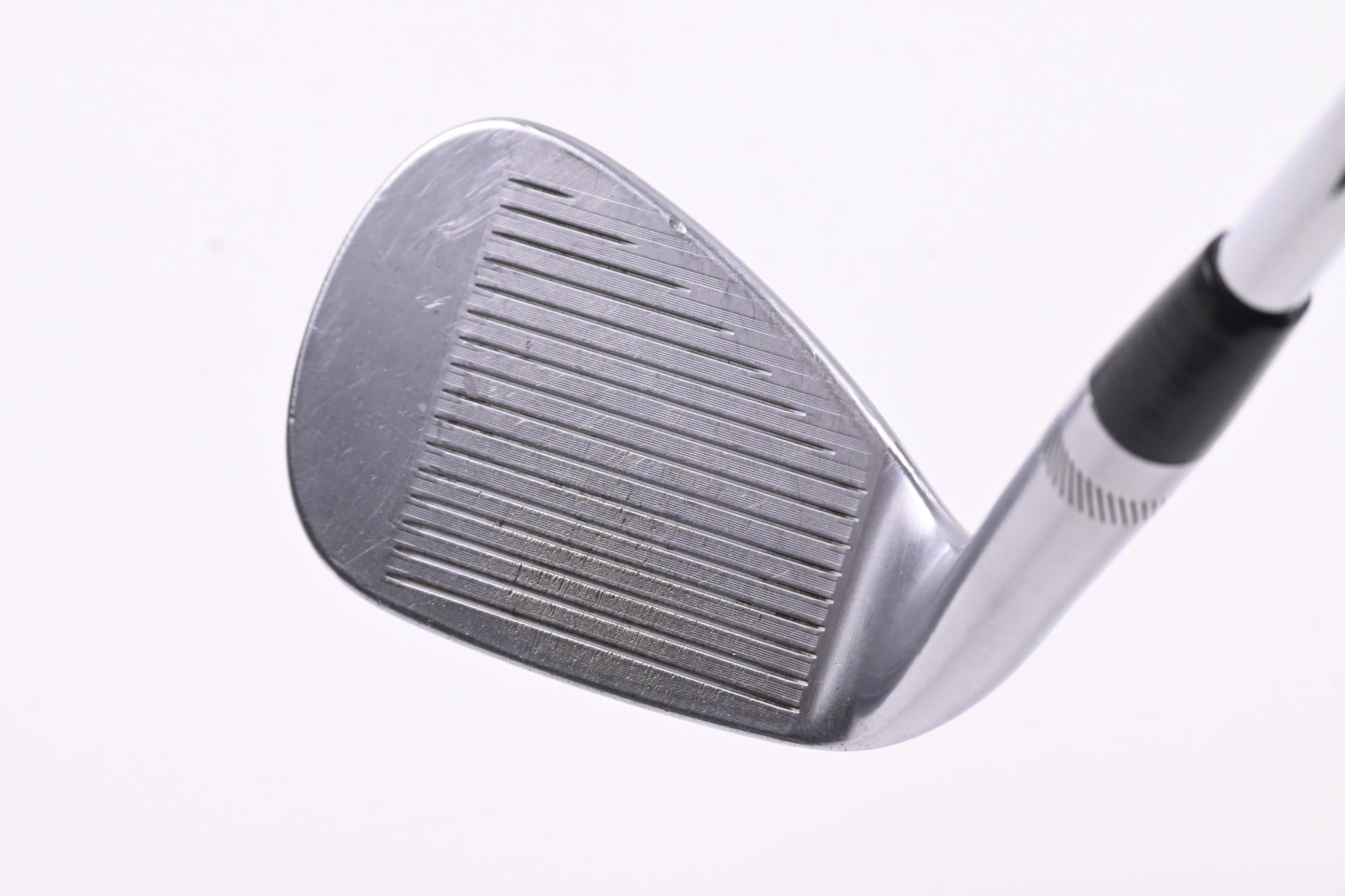 Titleist Vokey SM10 Pitching Wedge / 46 Degree / X-Flex Dynamic Gold X Seven Shaft