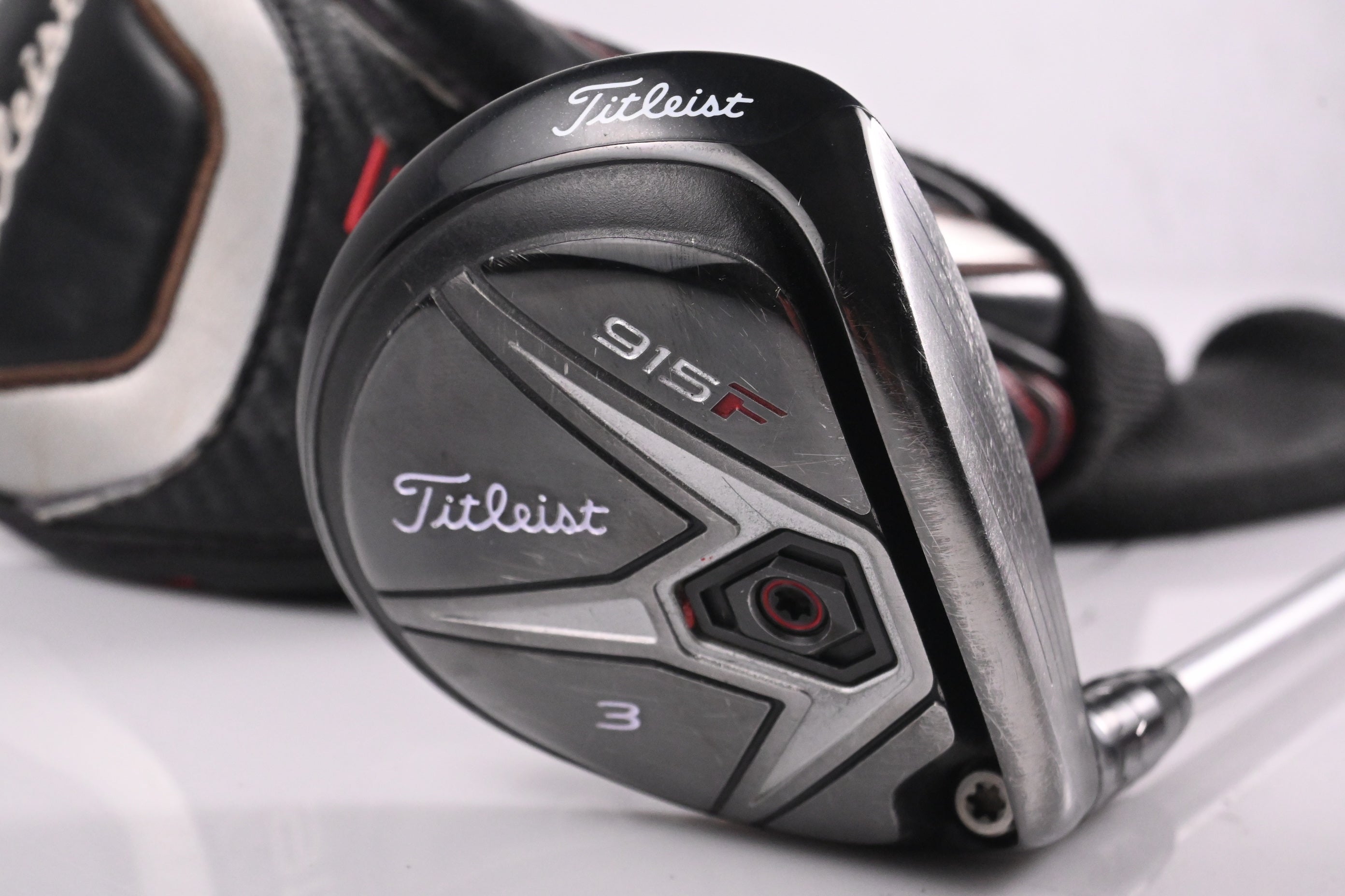 Titleist 915 F #3 Wood / 15 Degree / Regular Flex Diamana S+ 70 Shaft