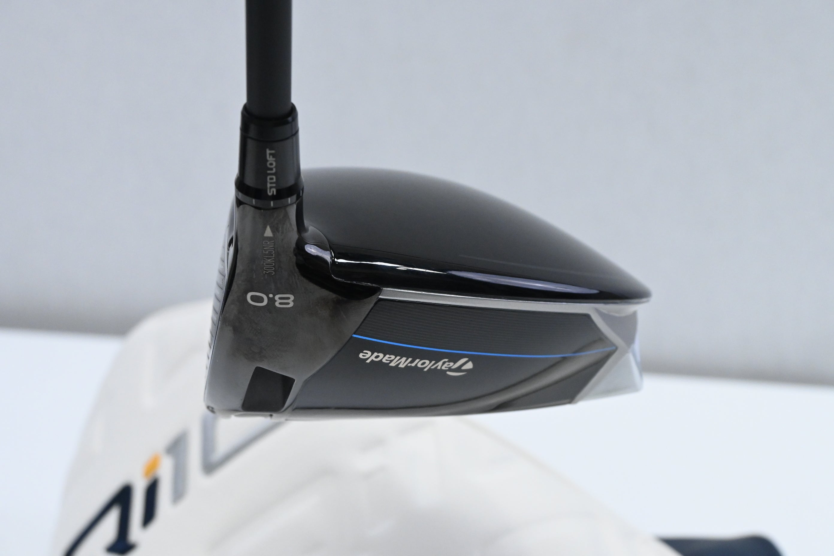 Taylormade Qi10 LS Driver / 8 Degree / Regular Flex Ventus Blue 5 Shaft