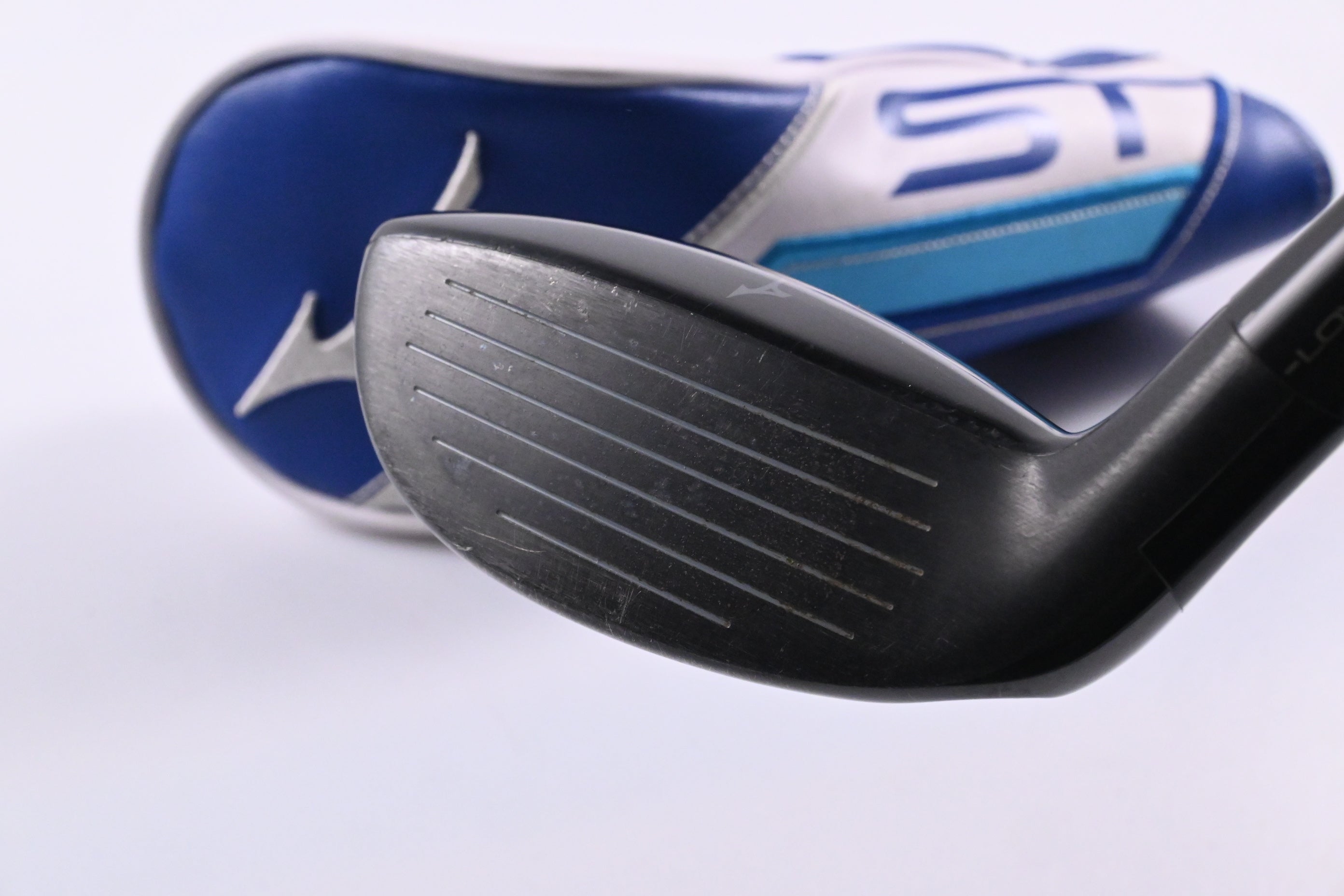 Mizuno ST-Max 230 #3 Hybrid / 19 Degree / Regular Flex Denali Red 70 Shaft