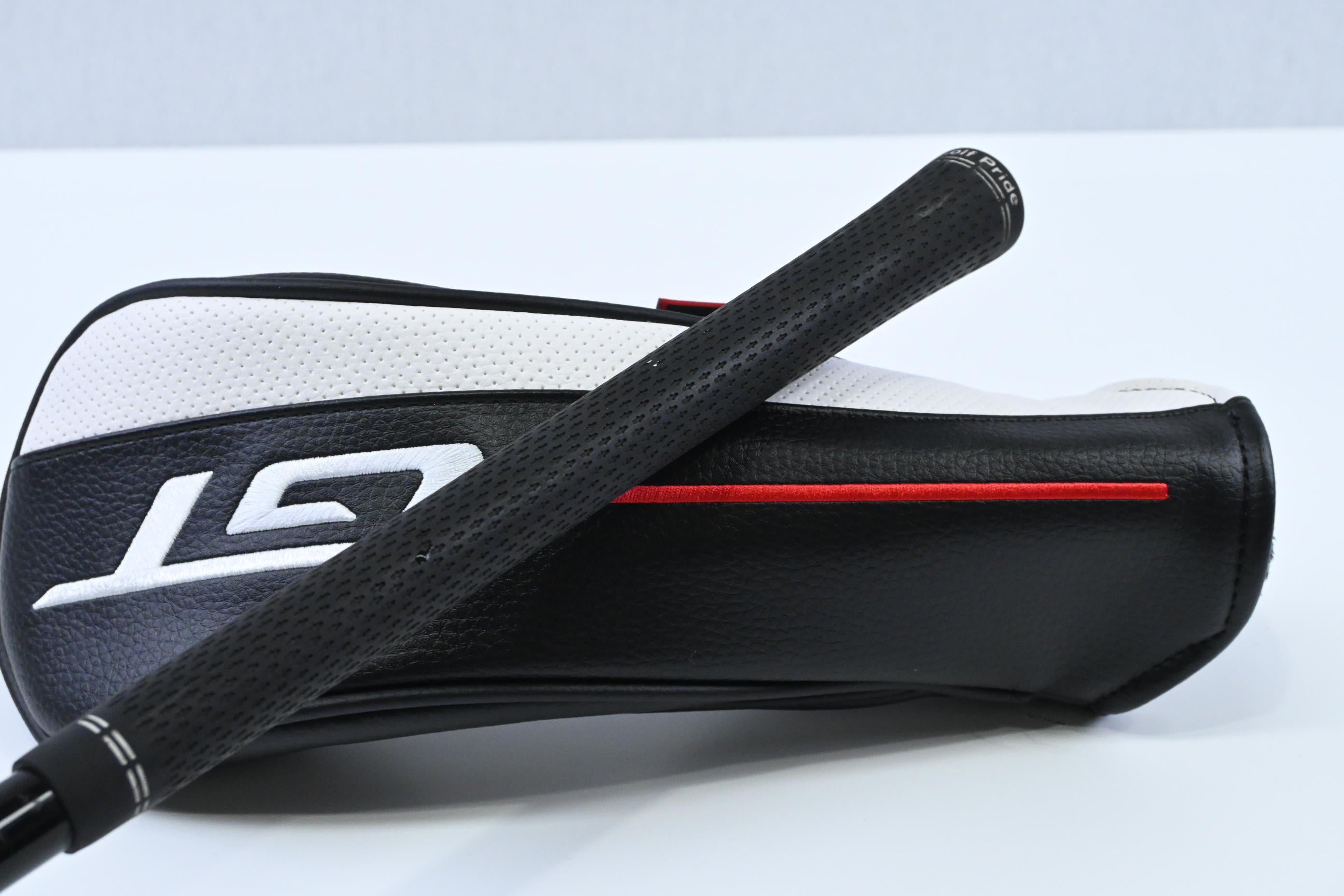 Titleist GT2 #3 Wood / 16.5 Degree / Stiff Flex HZRDUS Gen4 Black 70 Shaft