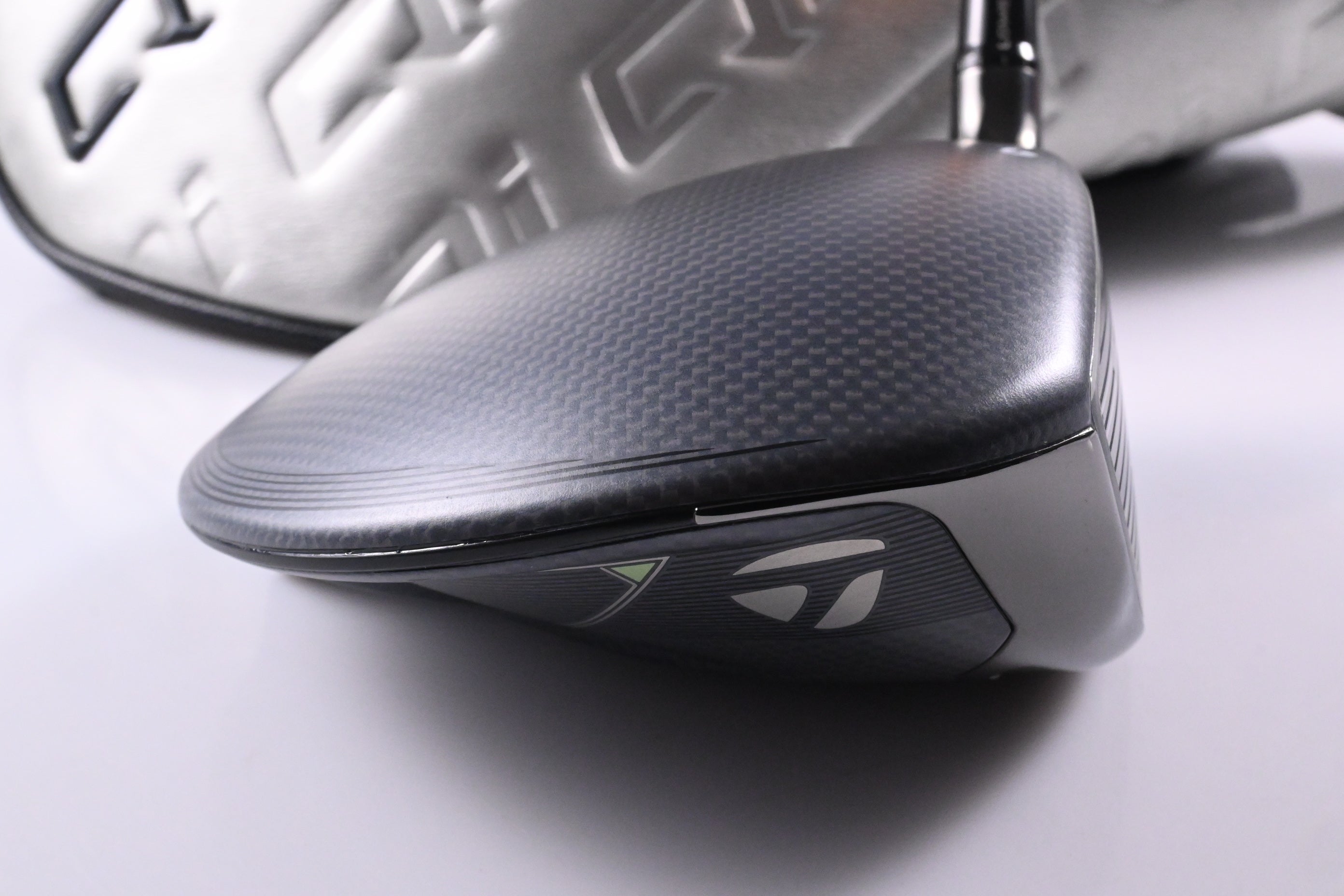 Taylormade Qi35 Driver / 9 Degree / Stiff Flex UST Mamiya ProForce V2 6 Shaft