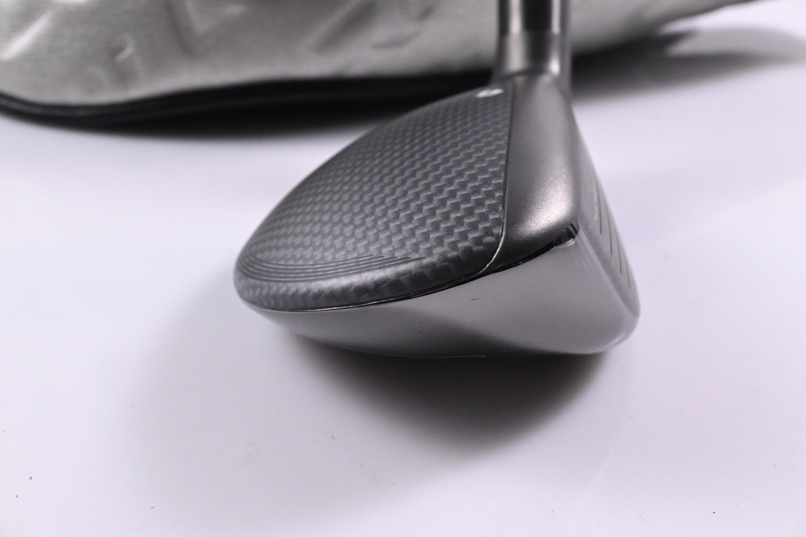Taylormade Qi35 #4 Hybrid / 22 Degree / Regular Flex Fujikura Ventus Blue 6