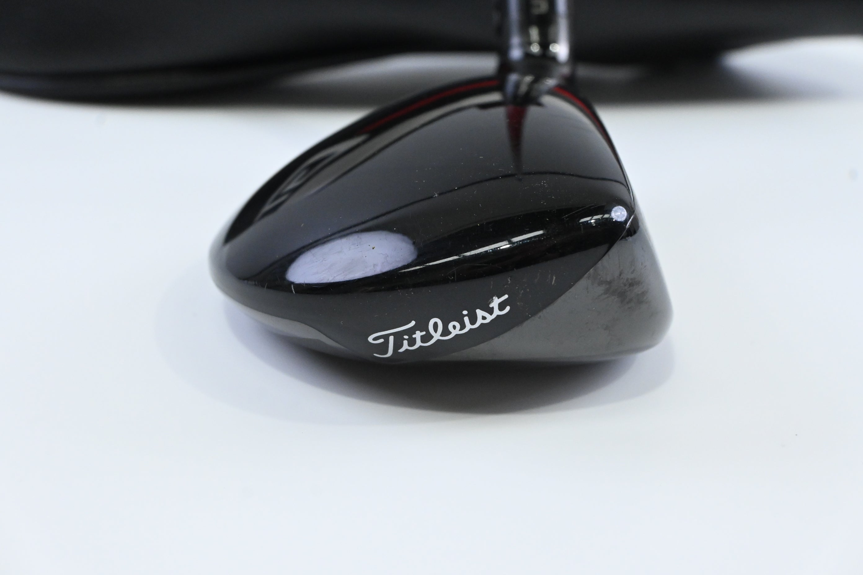 Titleist GT1 #4 Hybrid / 20 Degree / Regular Flex Denali Red 50 Shaft